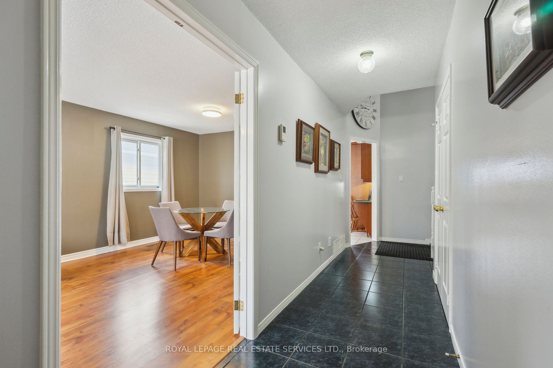 19 Engel Crescent Property Photo 4