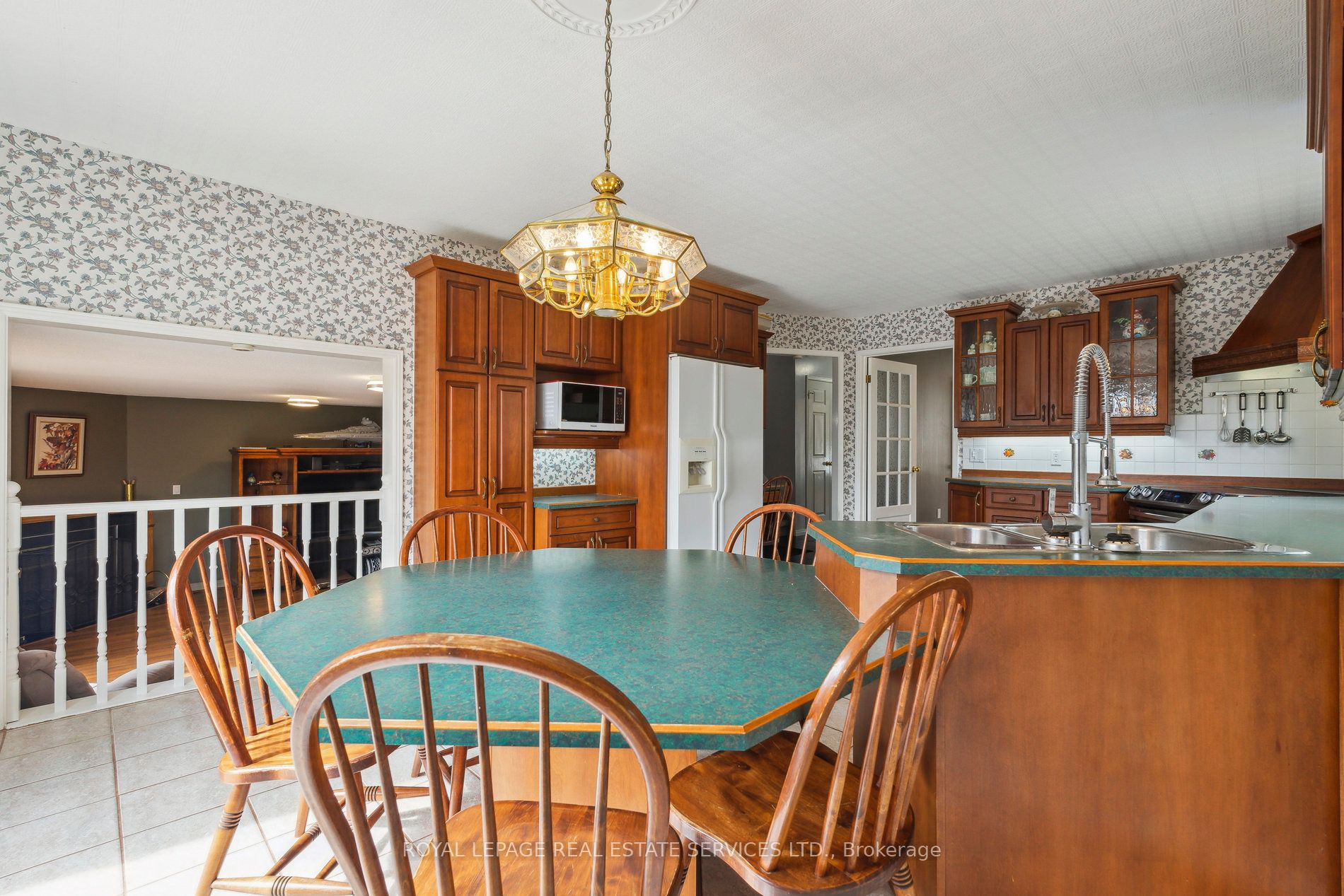 19 Engel Crescent Property Photo 14