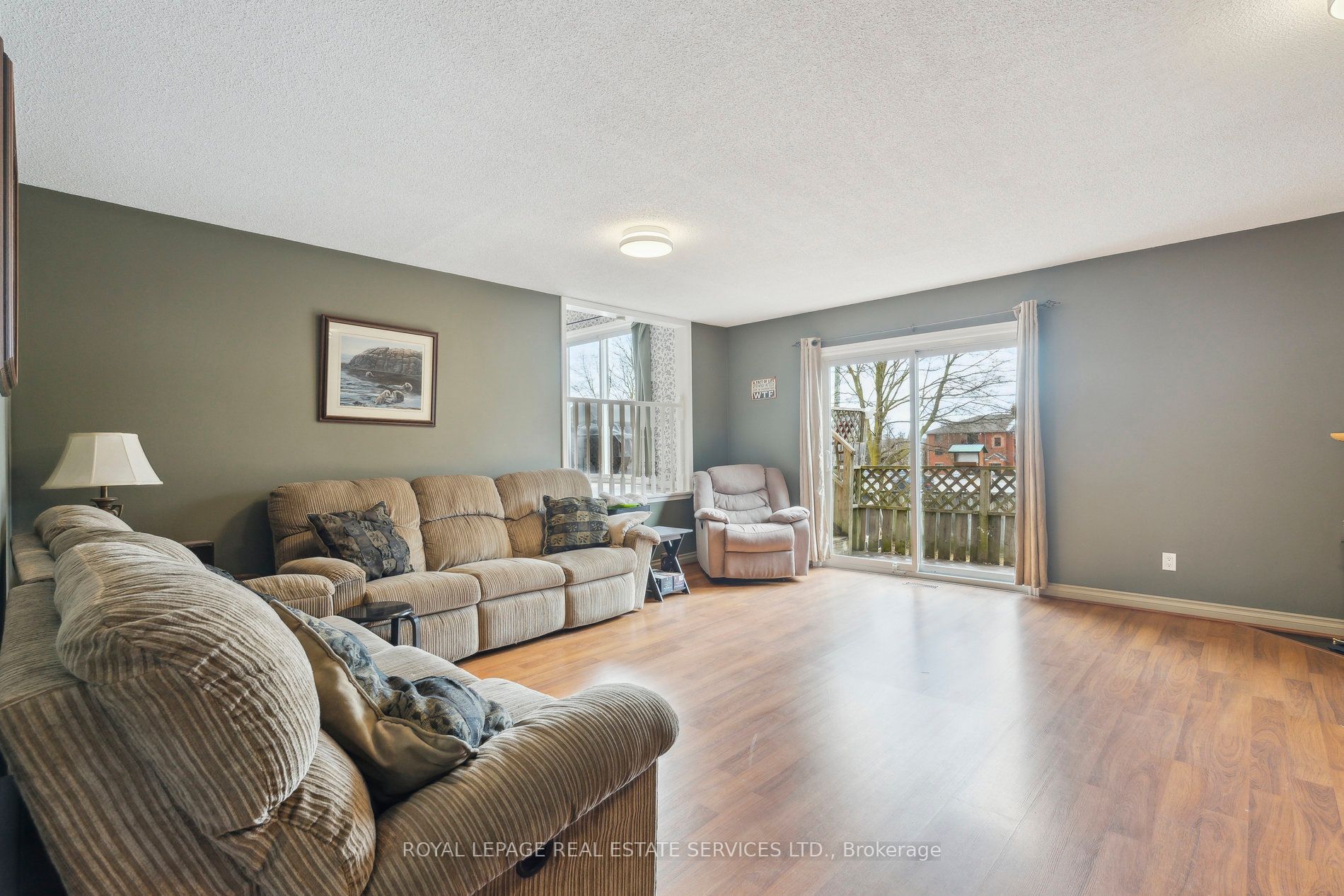 19 Engel Crescent Property Photo 18