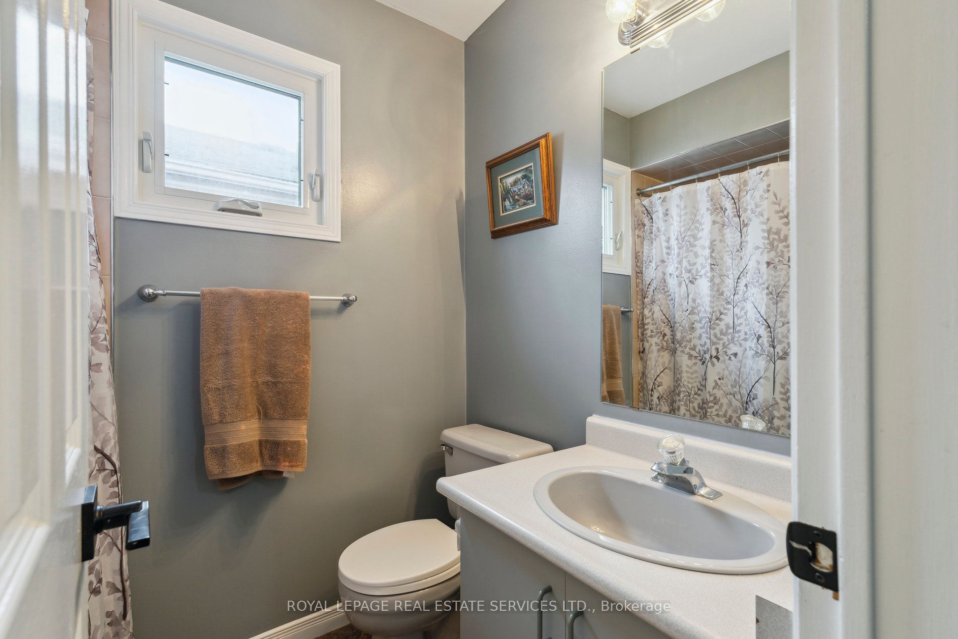 19 Engel Crescent Property Photo 21
