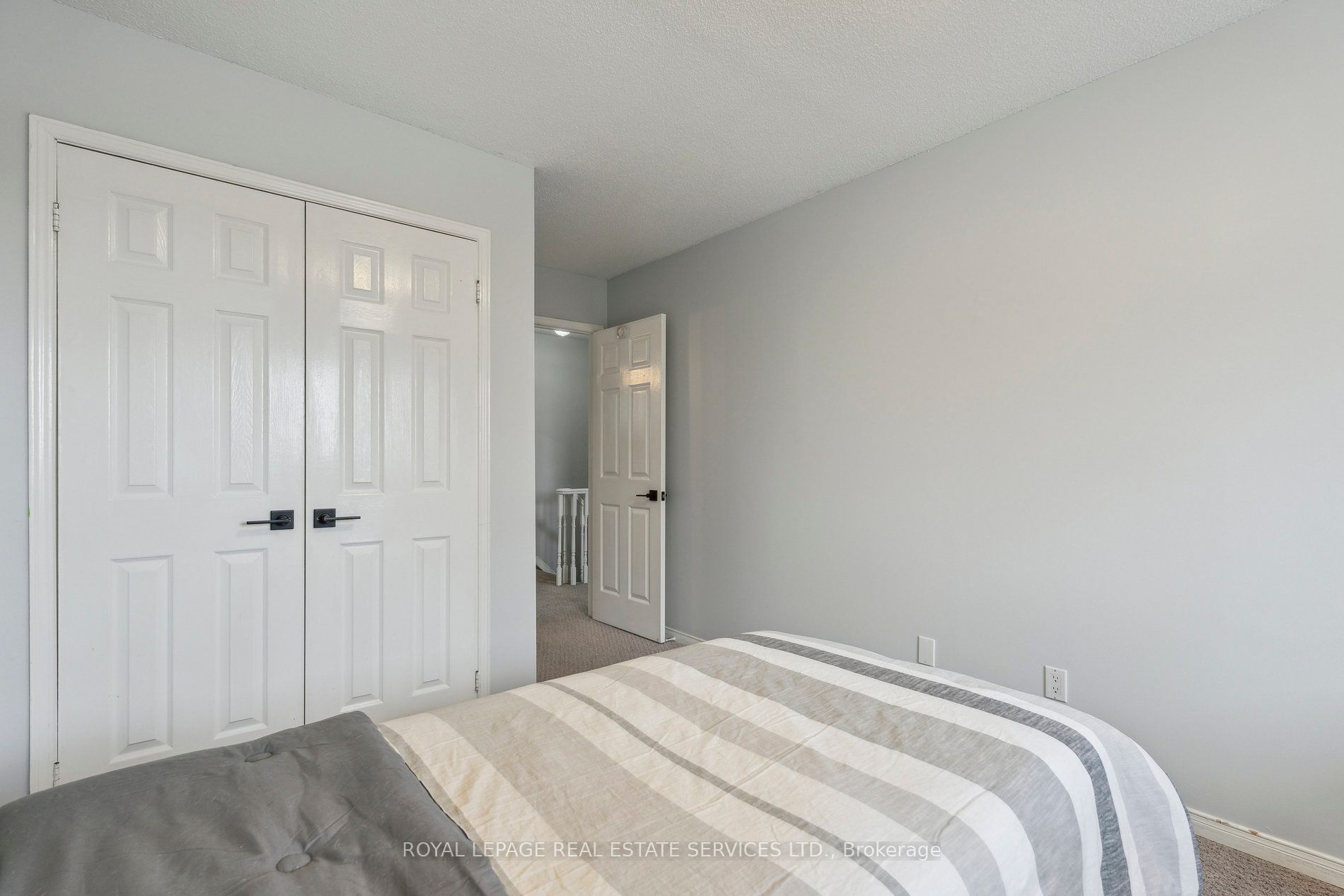 19 Engel Crescent Property Photo 28