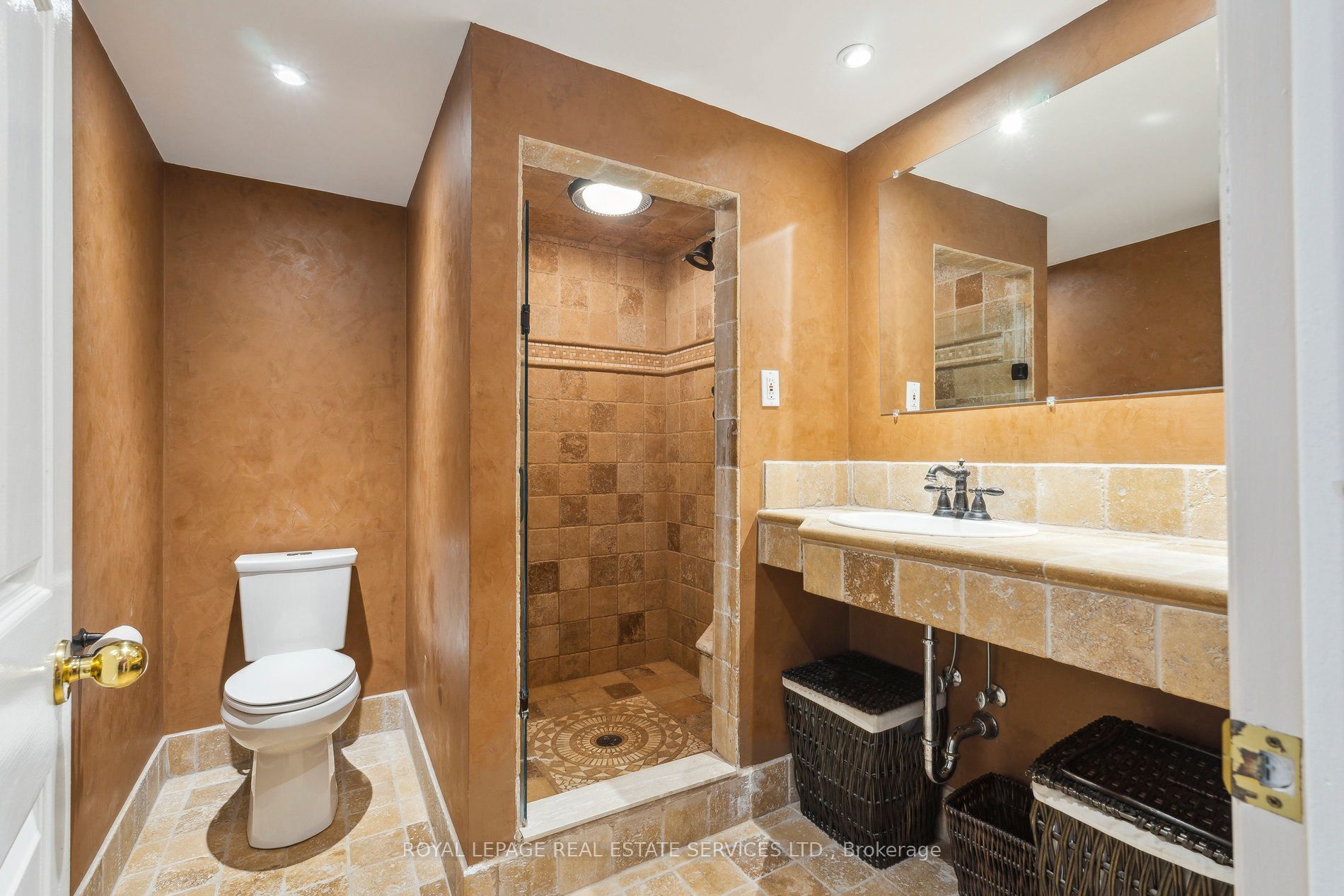 19 Engel Crescent Property Photo 40