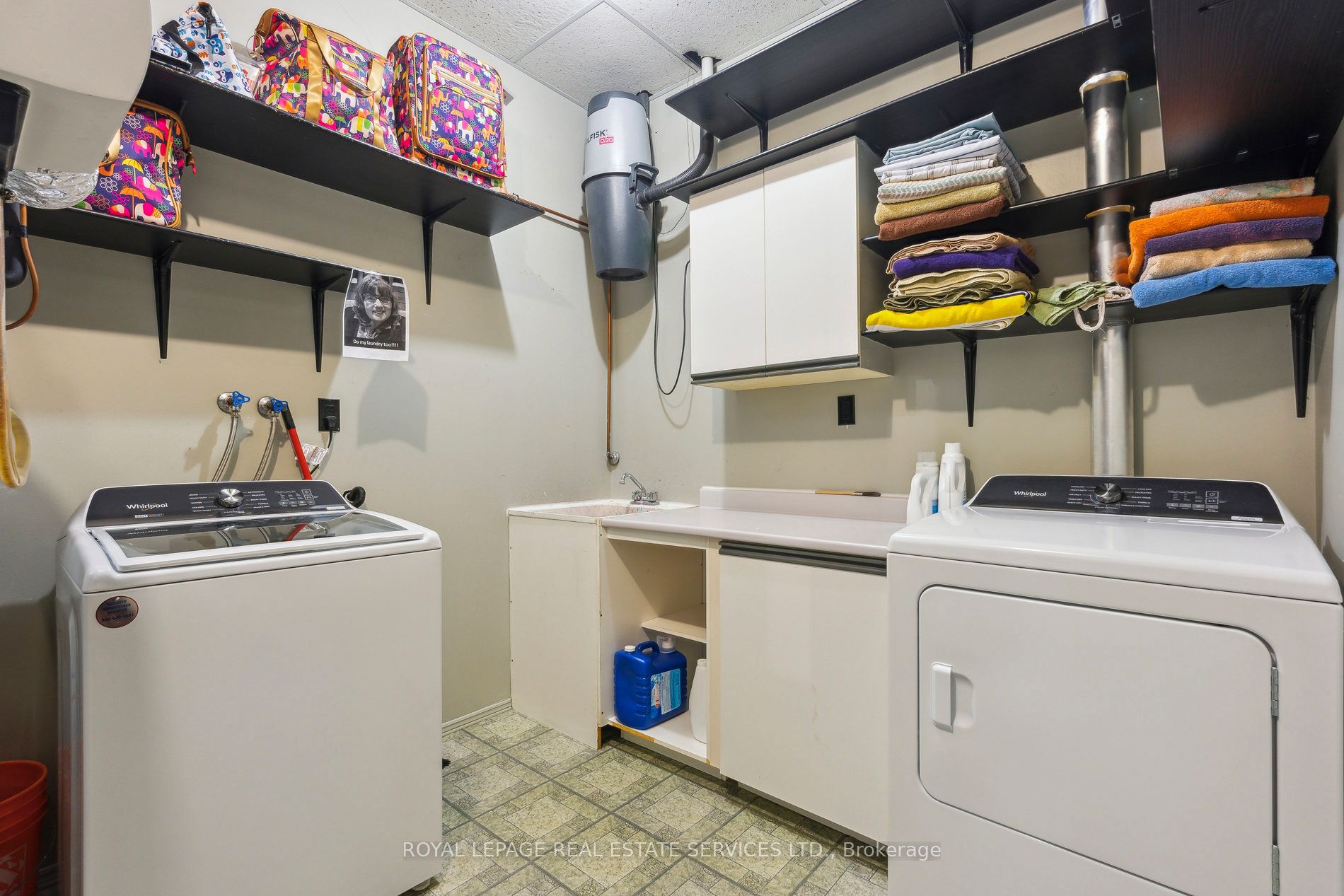 19 Engel Crescent Property Photo 45