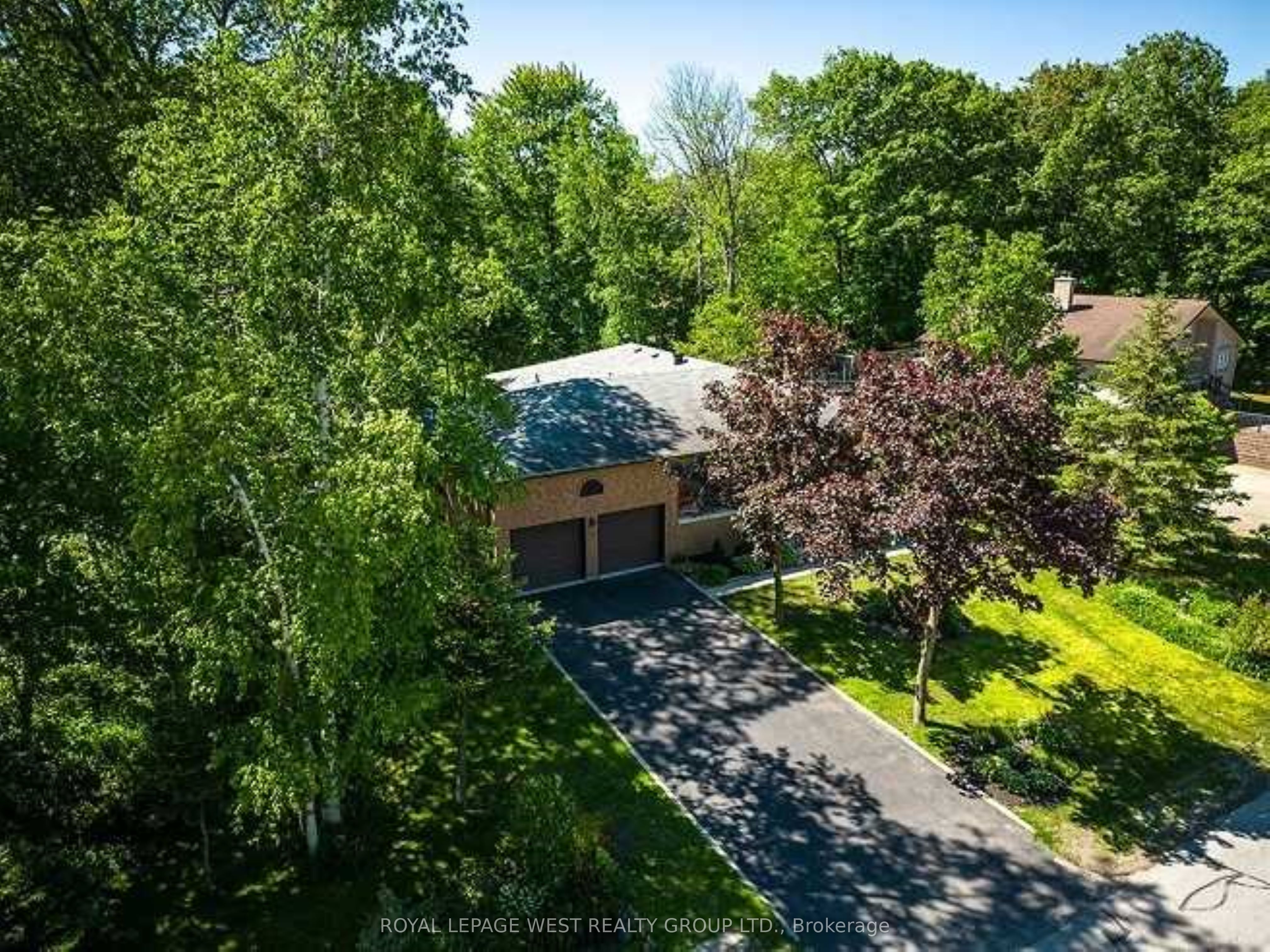13 Sunward Drive Property Photo 3