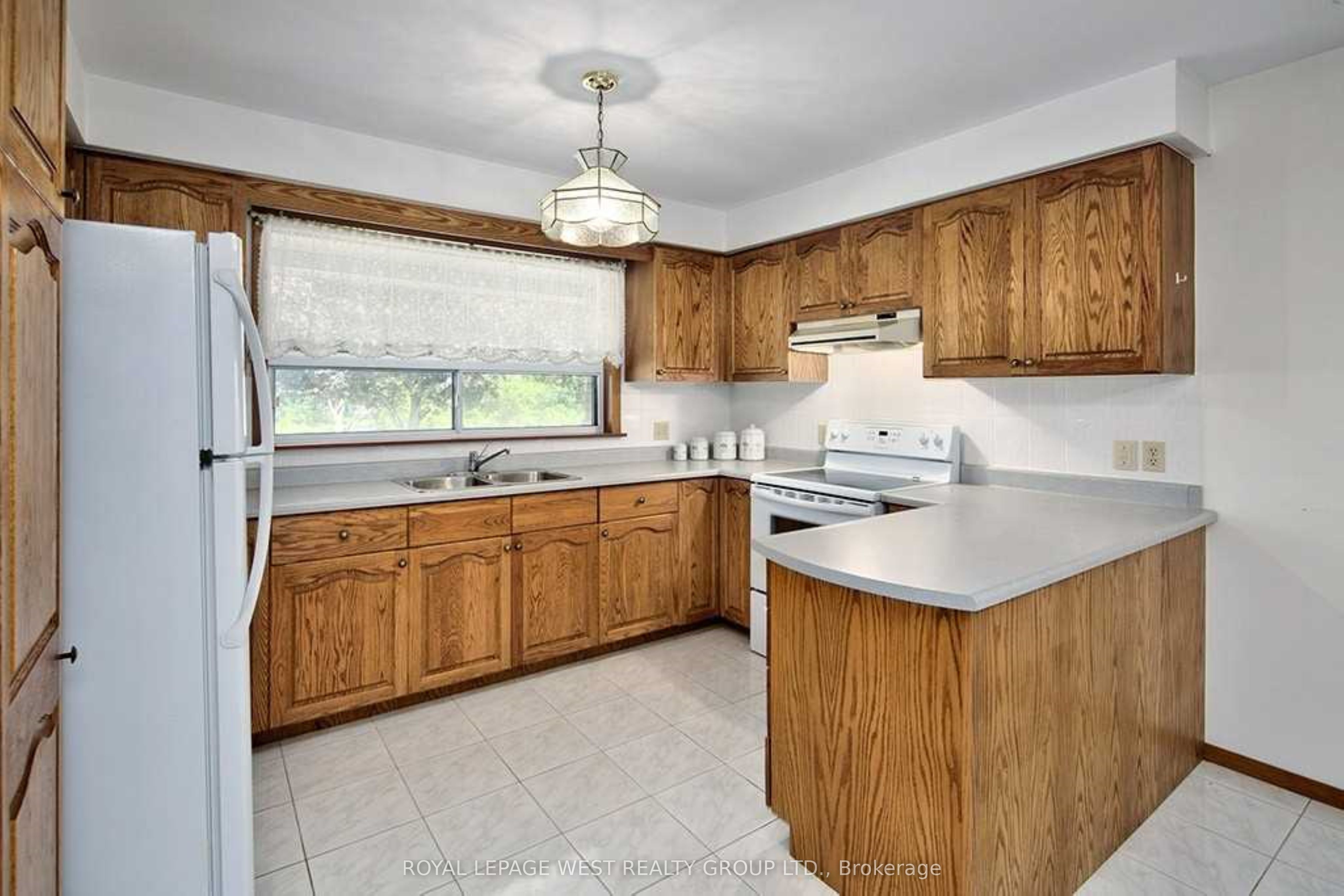13 Sunward Drive Property Photo 12