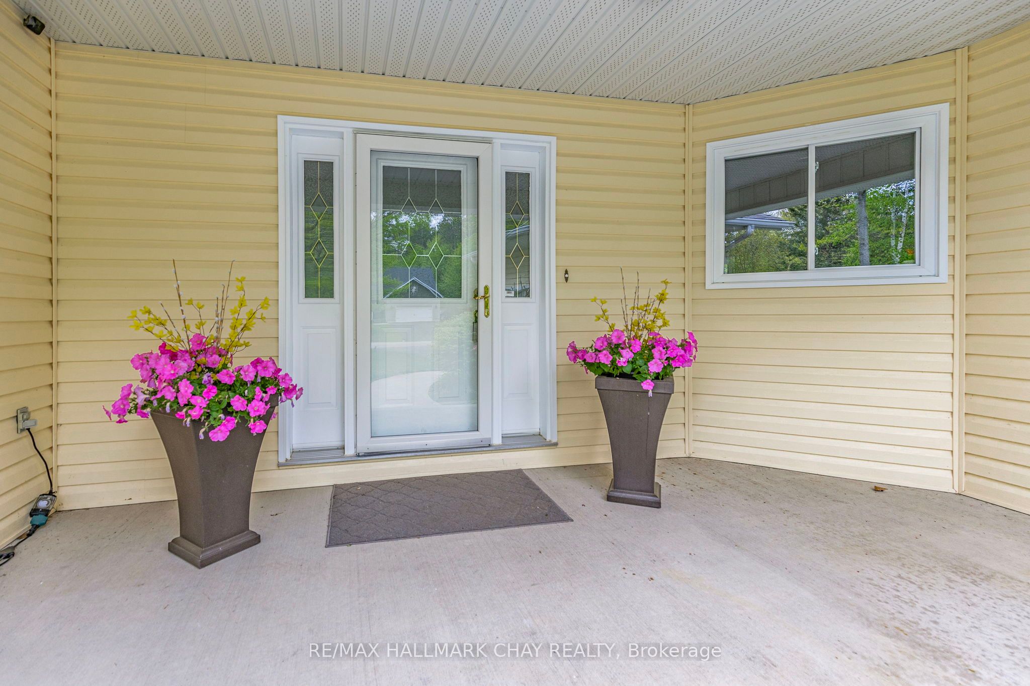37 Sterling Drive Property Photo 5