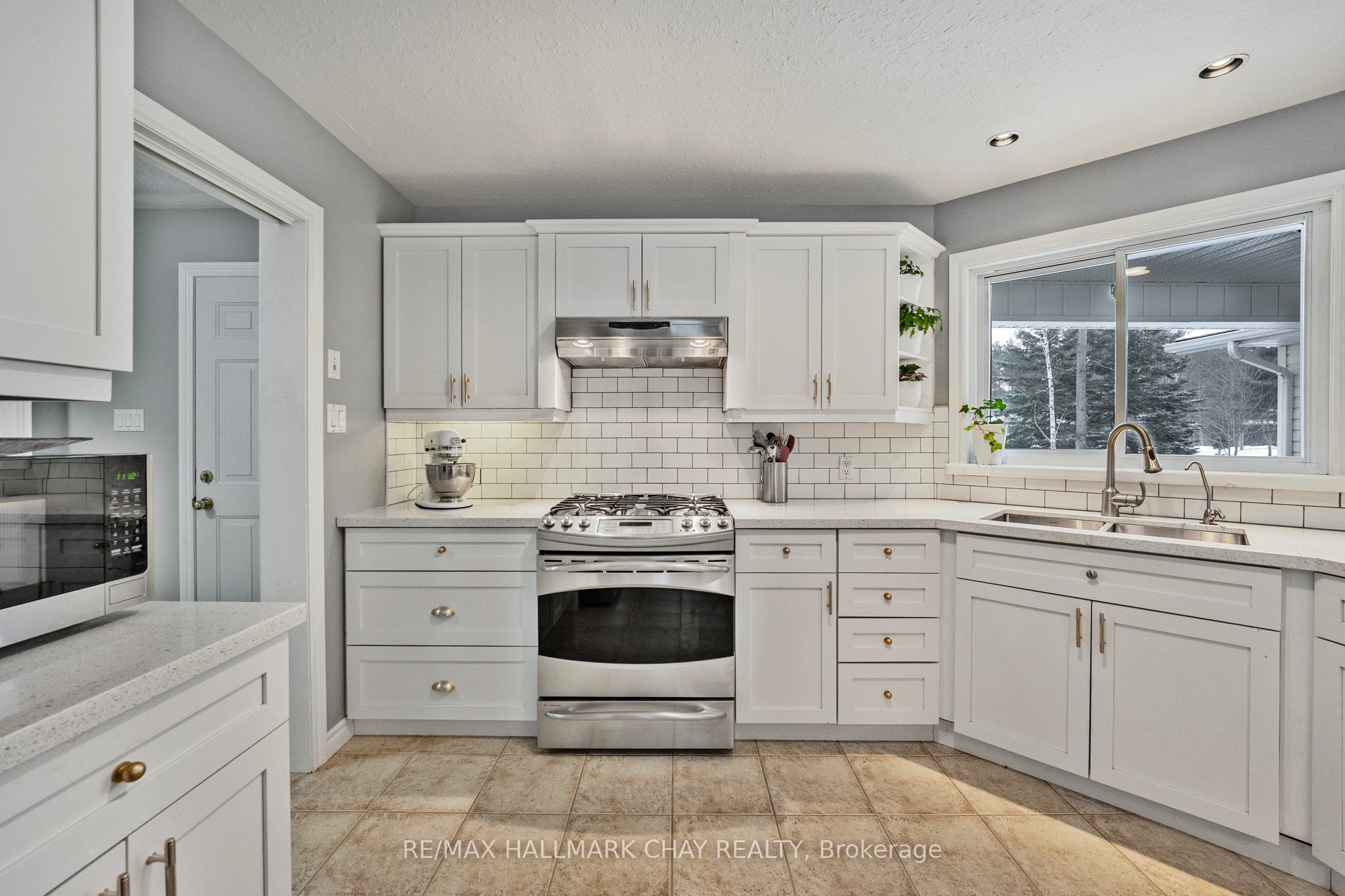 37 Sterling Drive Property Photo 17