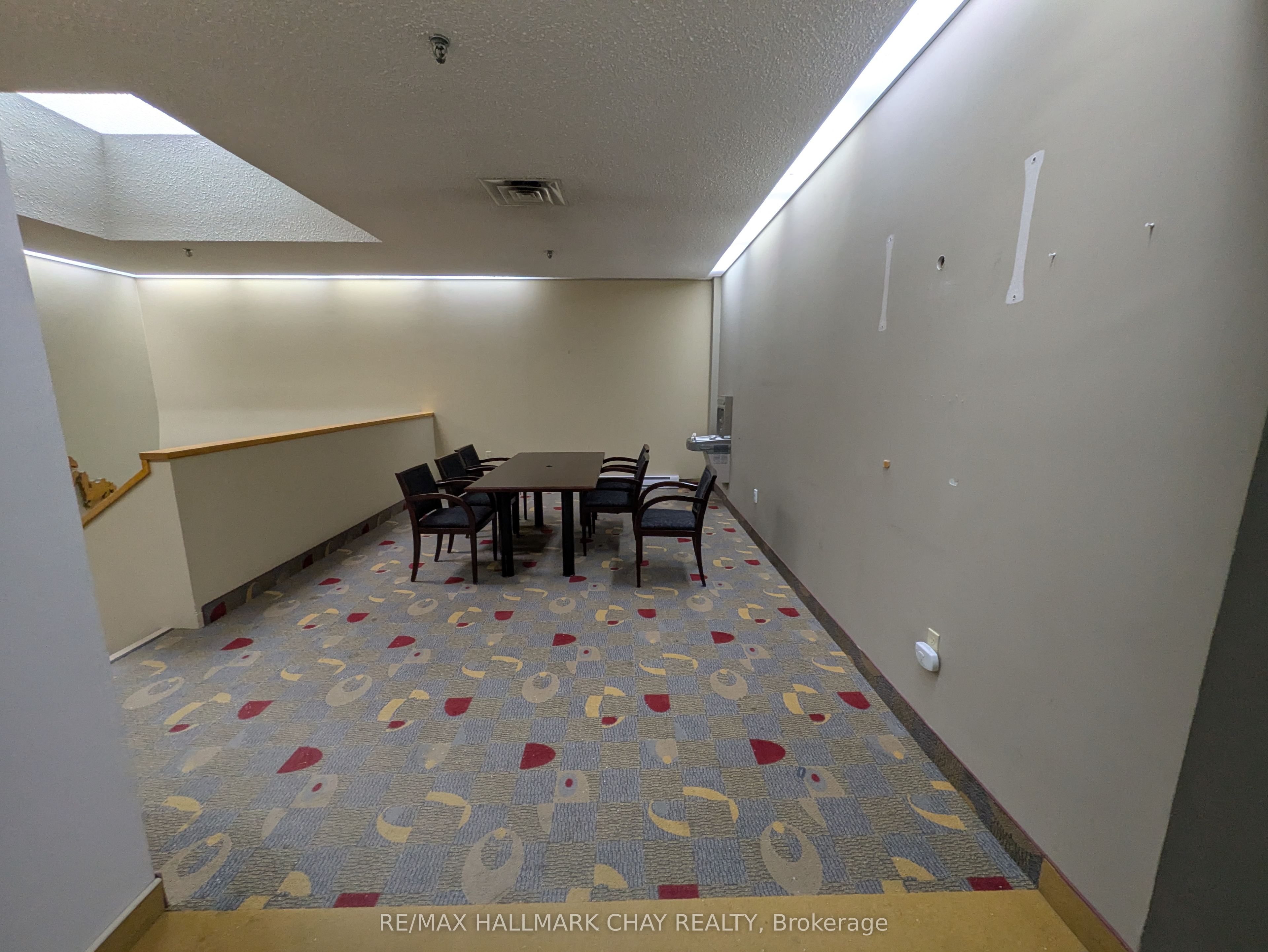 #2nd Floor - 279 Bayview Drive Property Photo 20