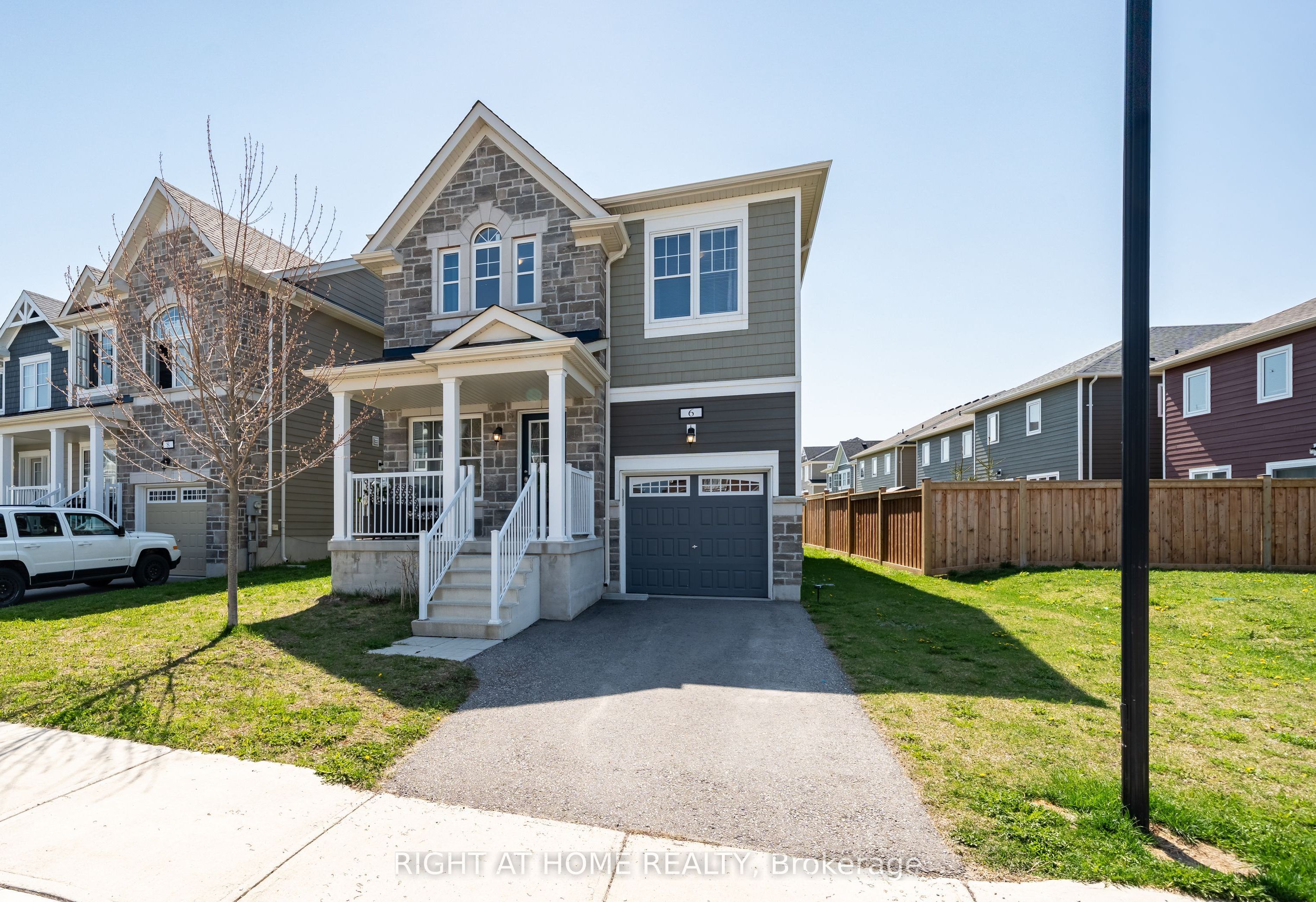 6 Bobolink Drive Property Photo 3