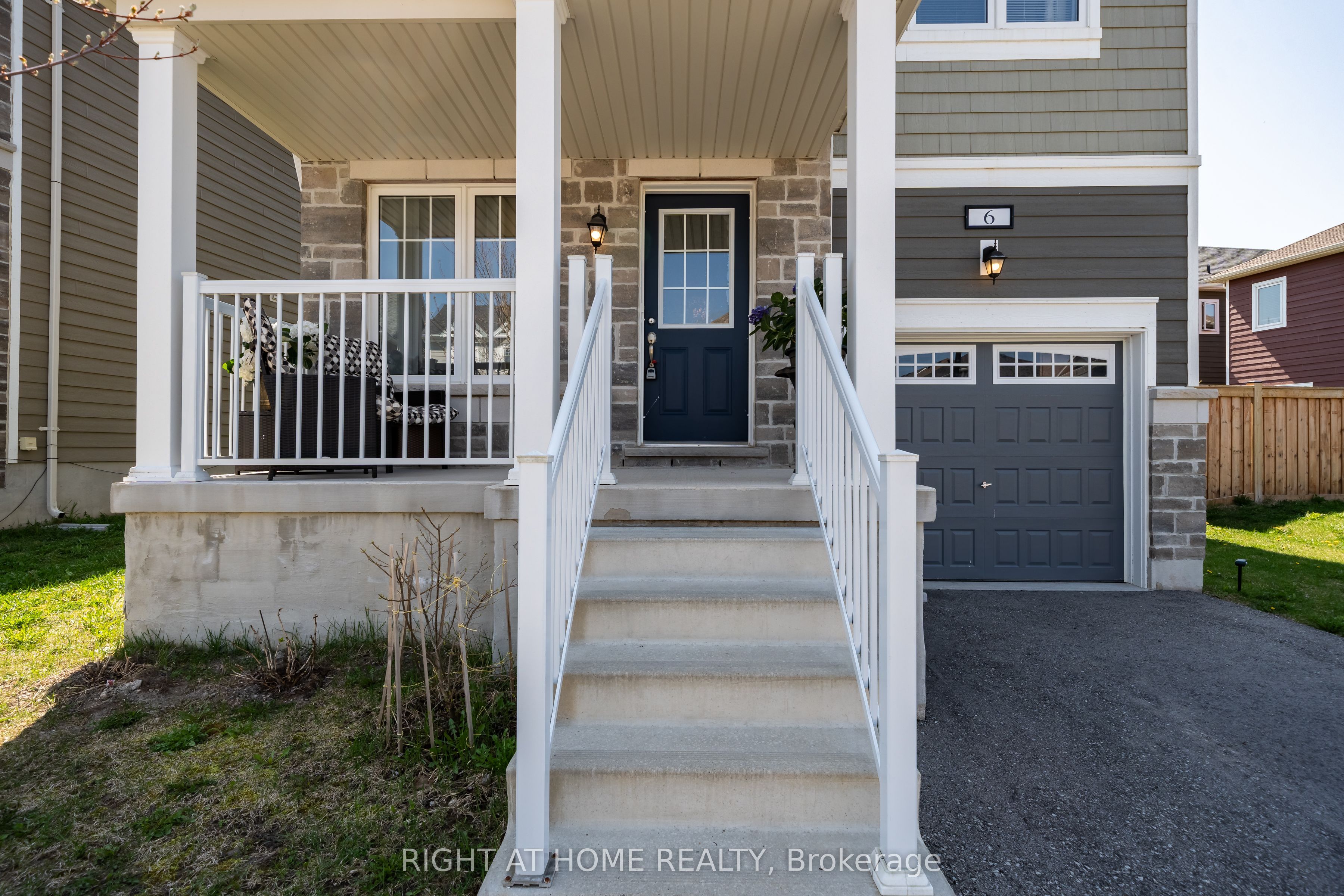 6 Bobolink Drive Property Photo 4