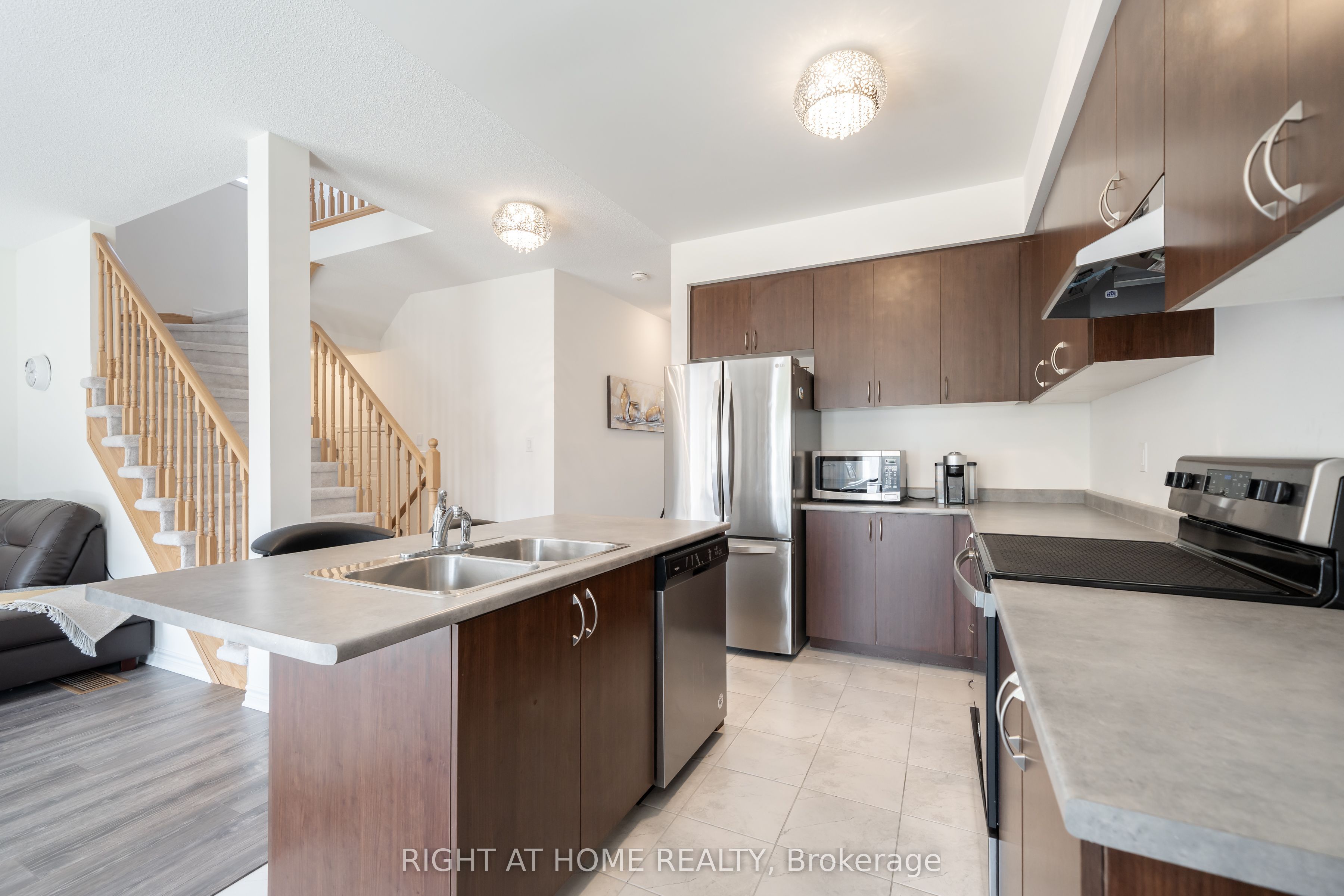 6 Bobolink Drive Property Photo 14
