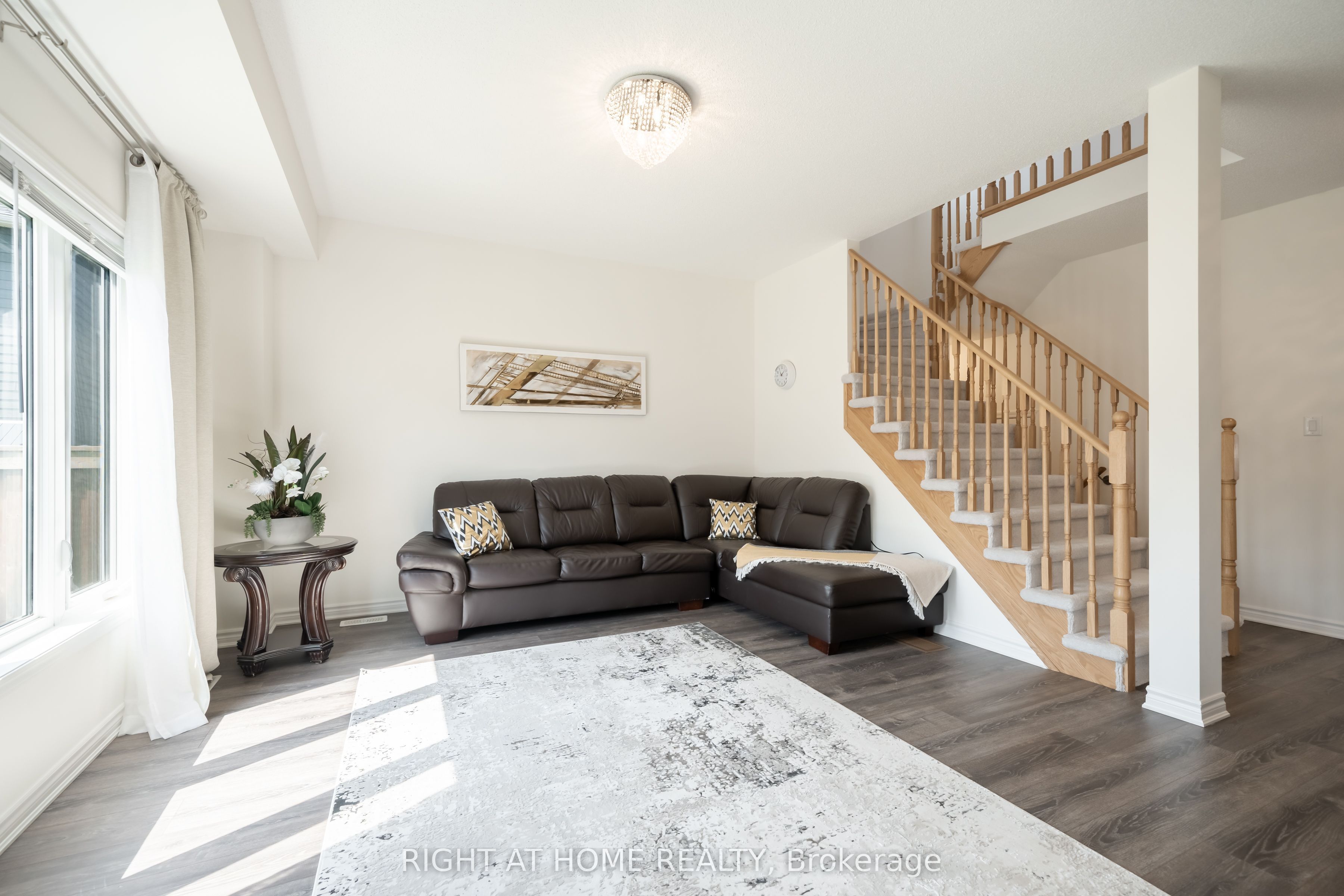 6 Bobolink Drive Property Photo 15
