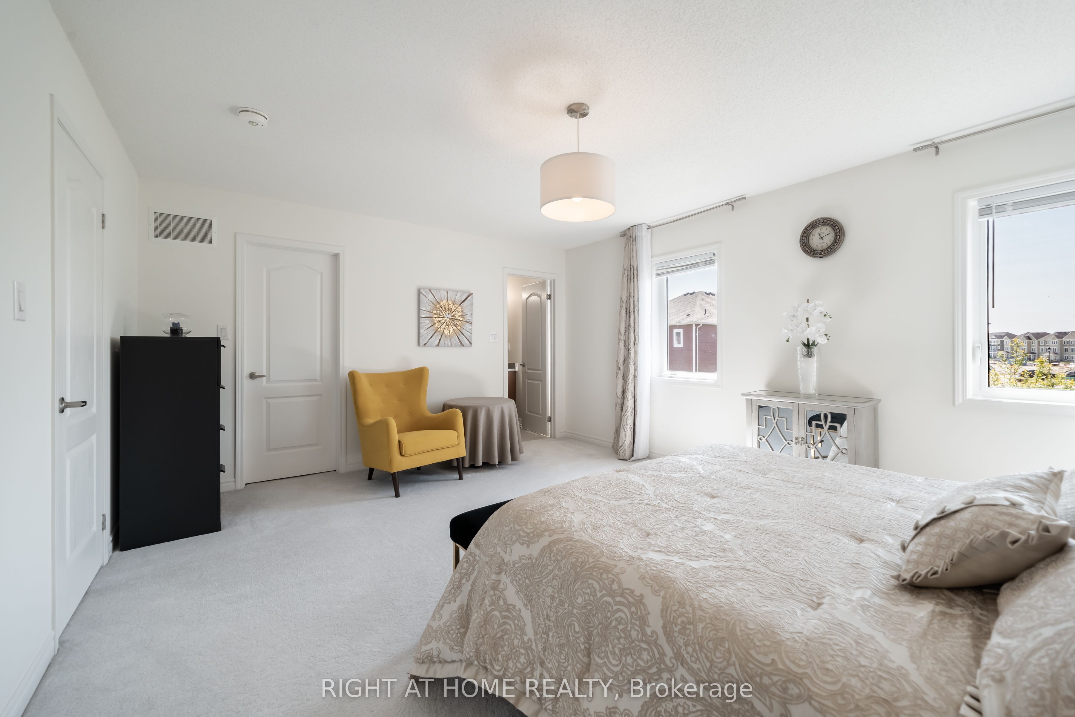6 Bobolink Drive Property Photo 18