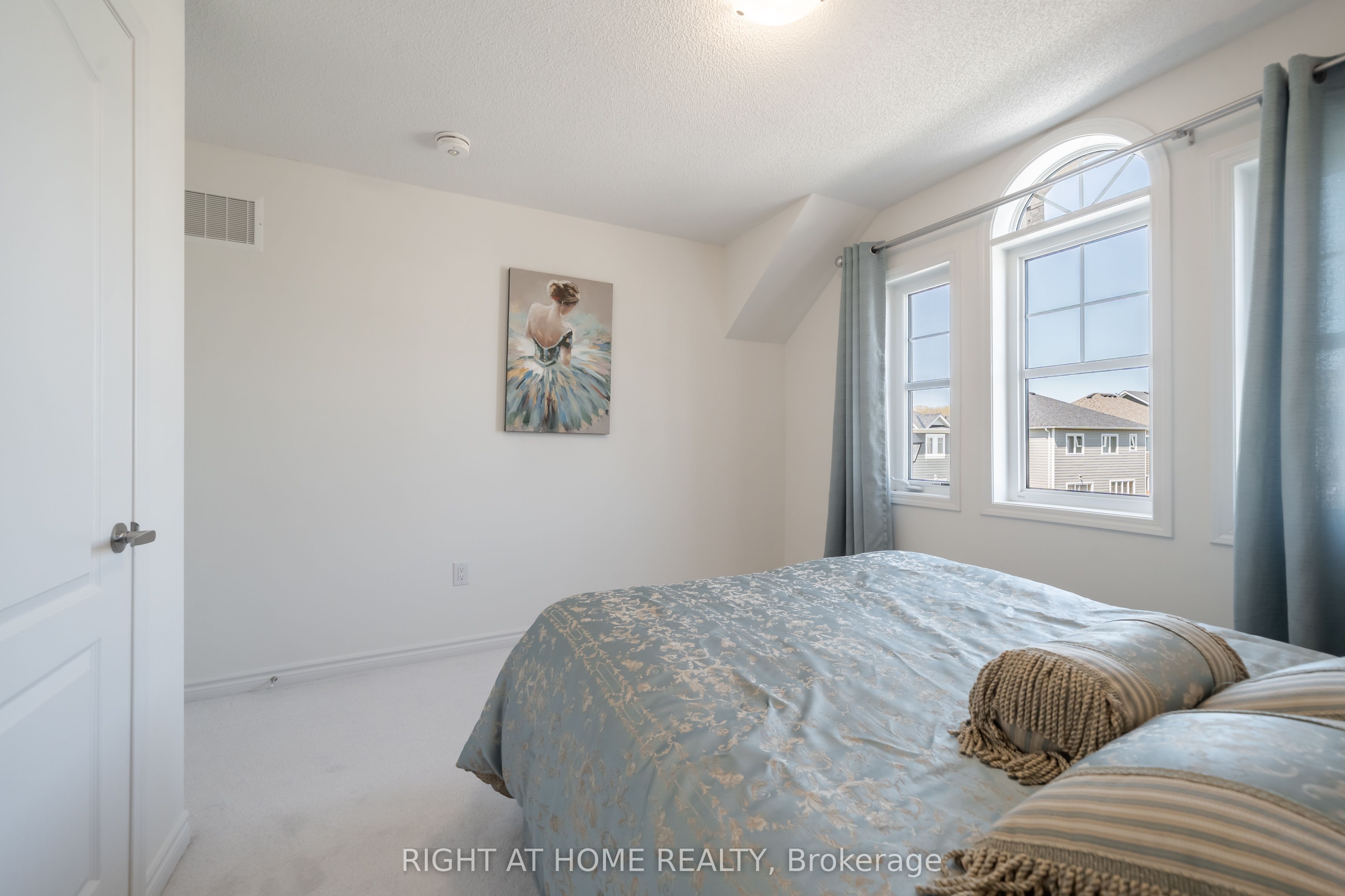 6 Bobolink Drive Property Photo 25