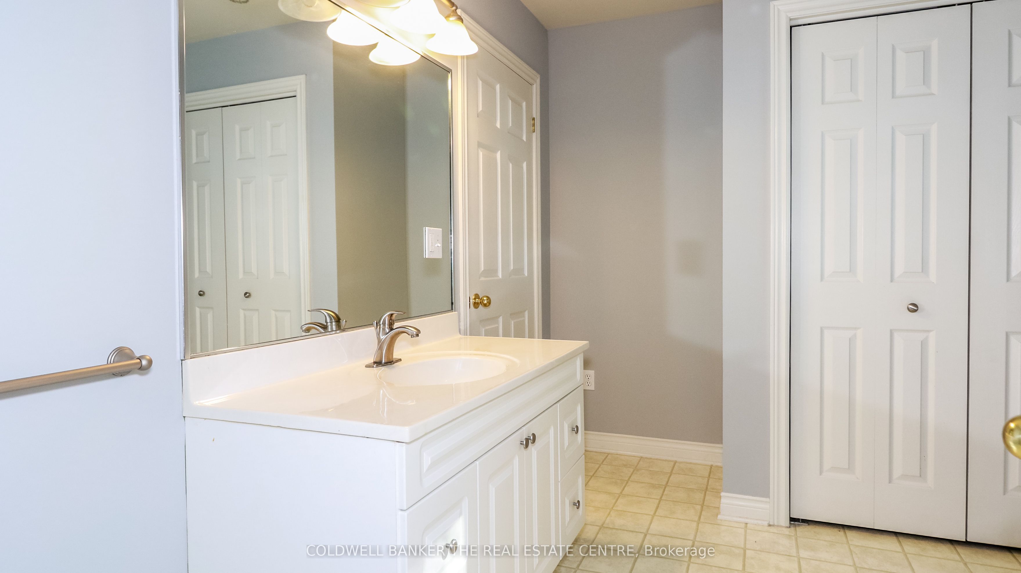 791 Horseshoe Valley Road Property Photo 18