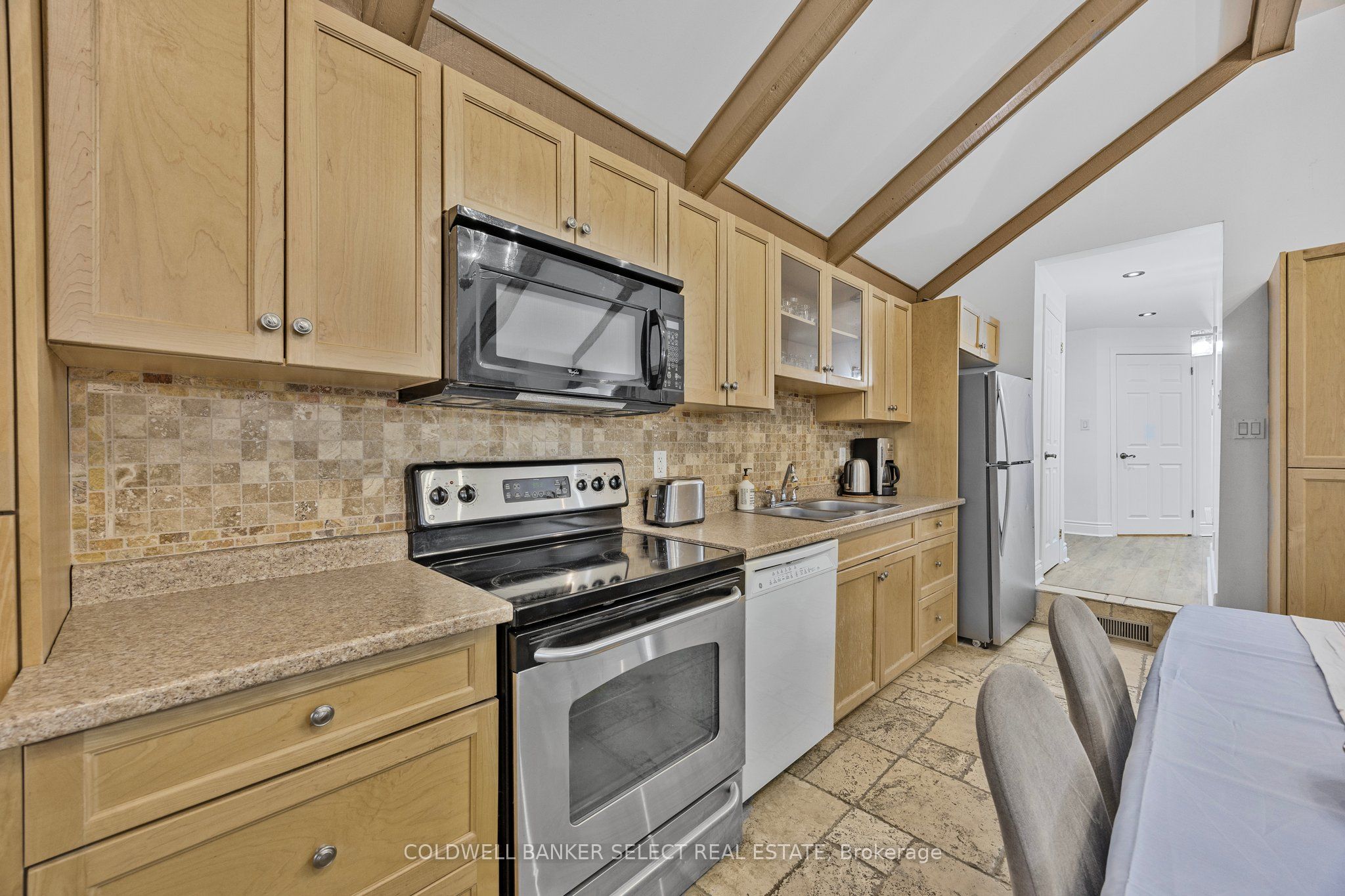 79 Baker Street Property Photo 15