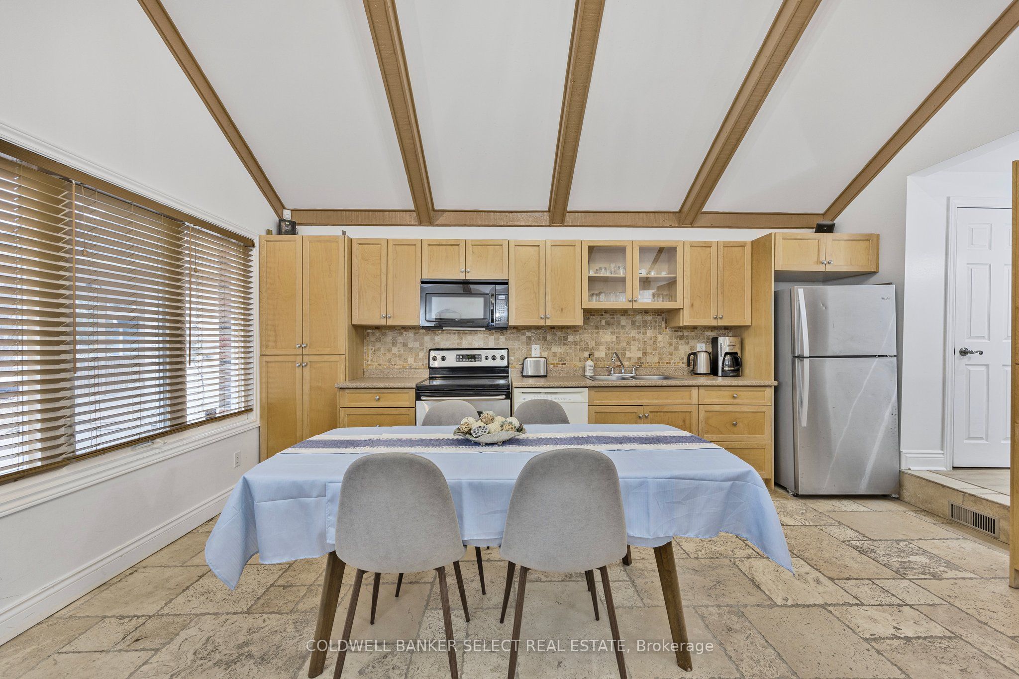 79 Baker Street Property Photo 16
