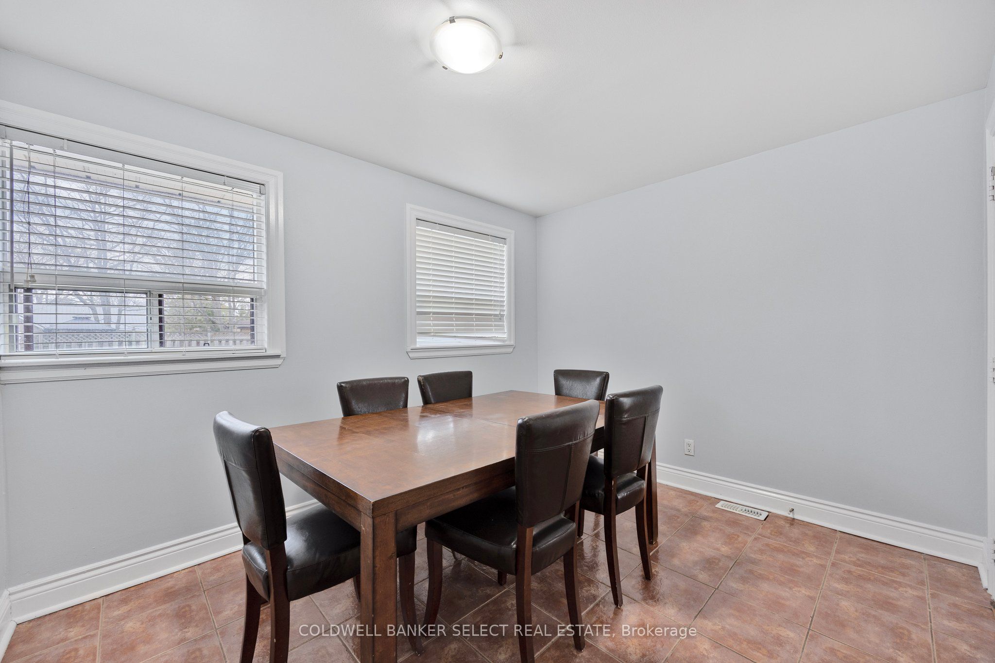79 Baker Street Property Photo 31