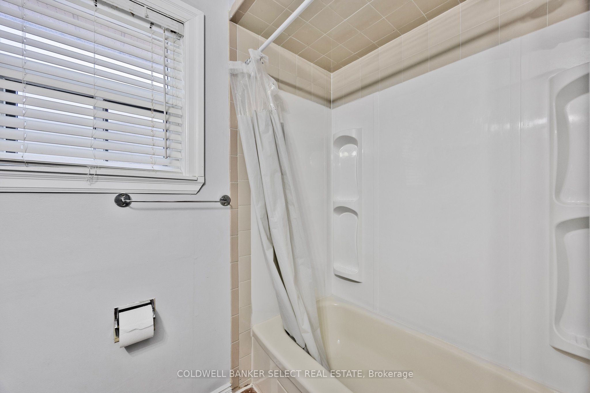 79 Baker Street Property Photo 39