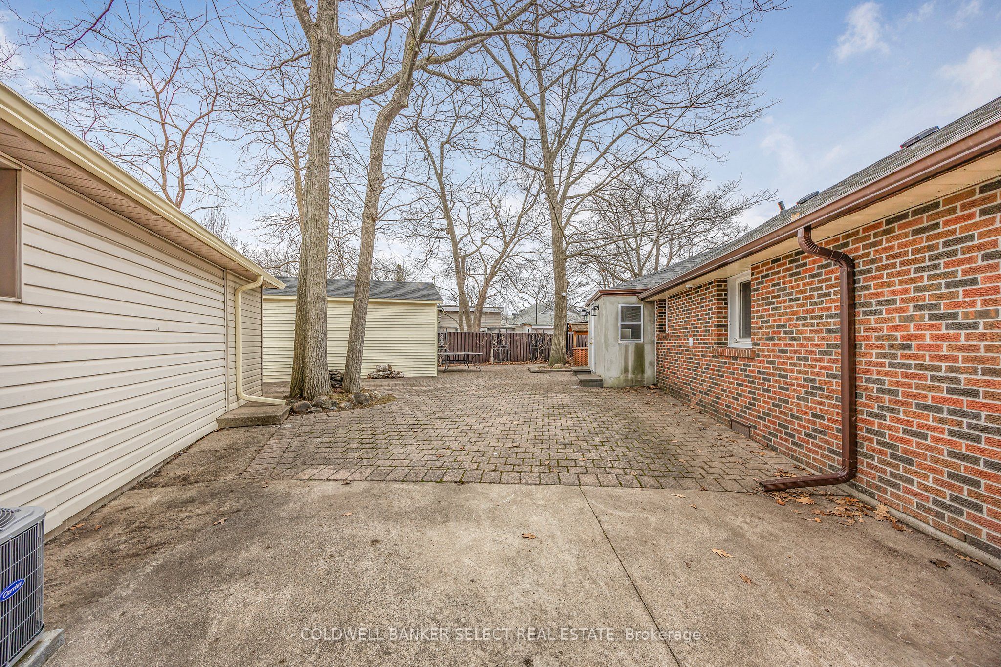 79 Baker Street Property Photo 40