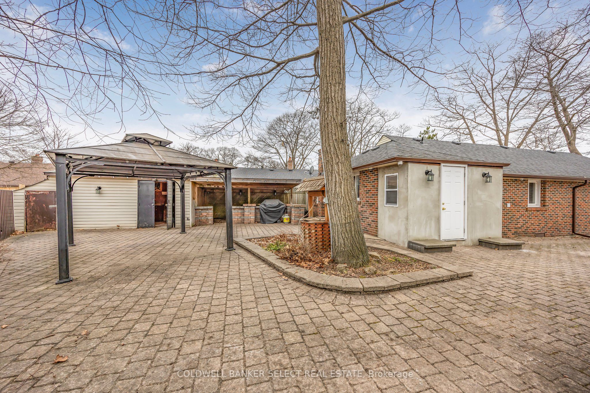 79 Baker Street Property Photo 44