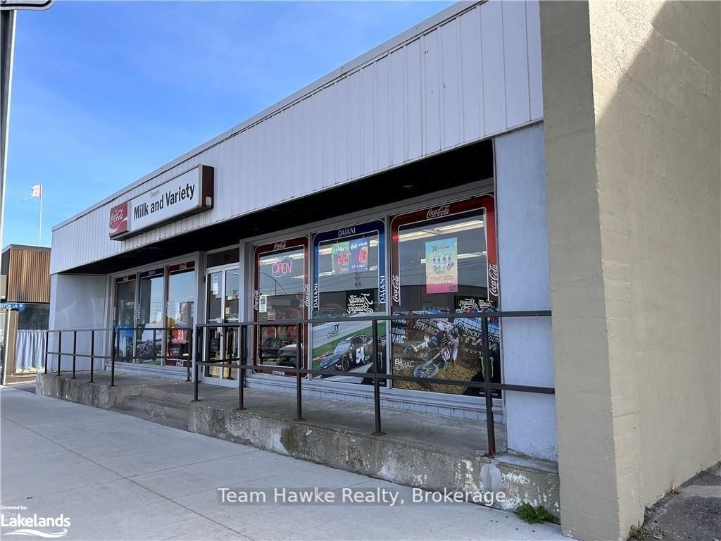 551 Bay Street Property Photo 1