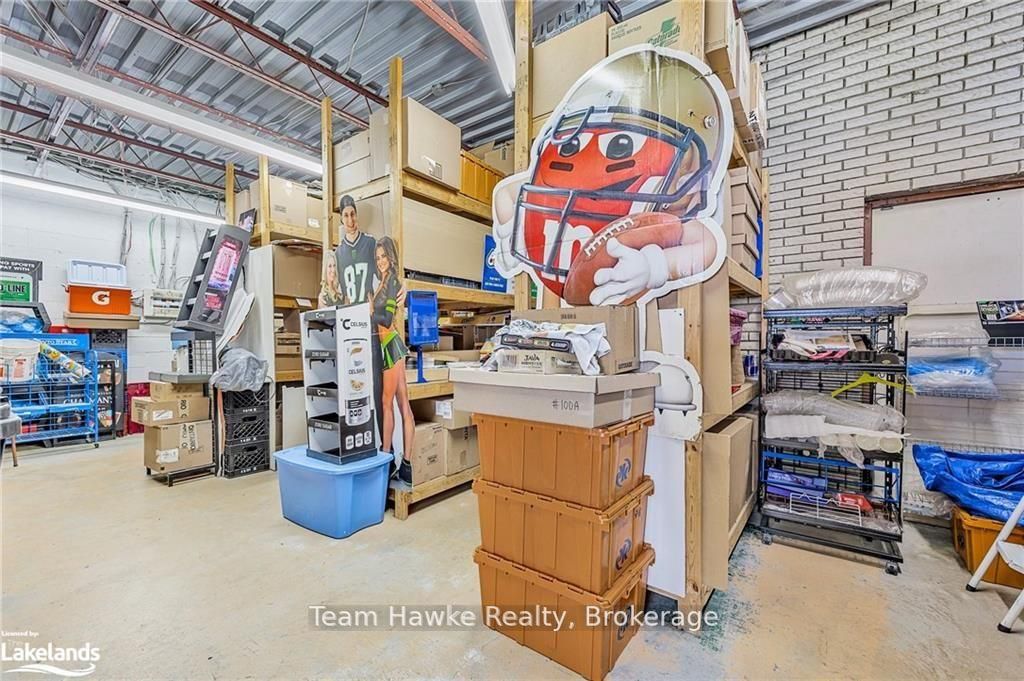 551 Bay Street Property Photo 9