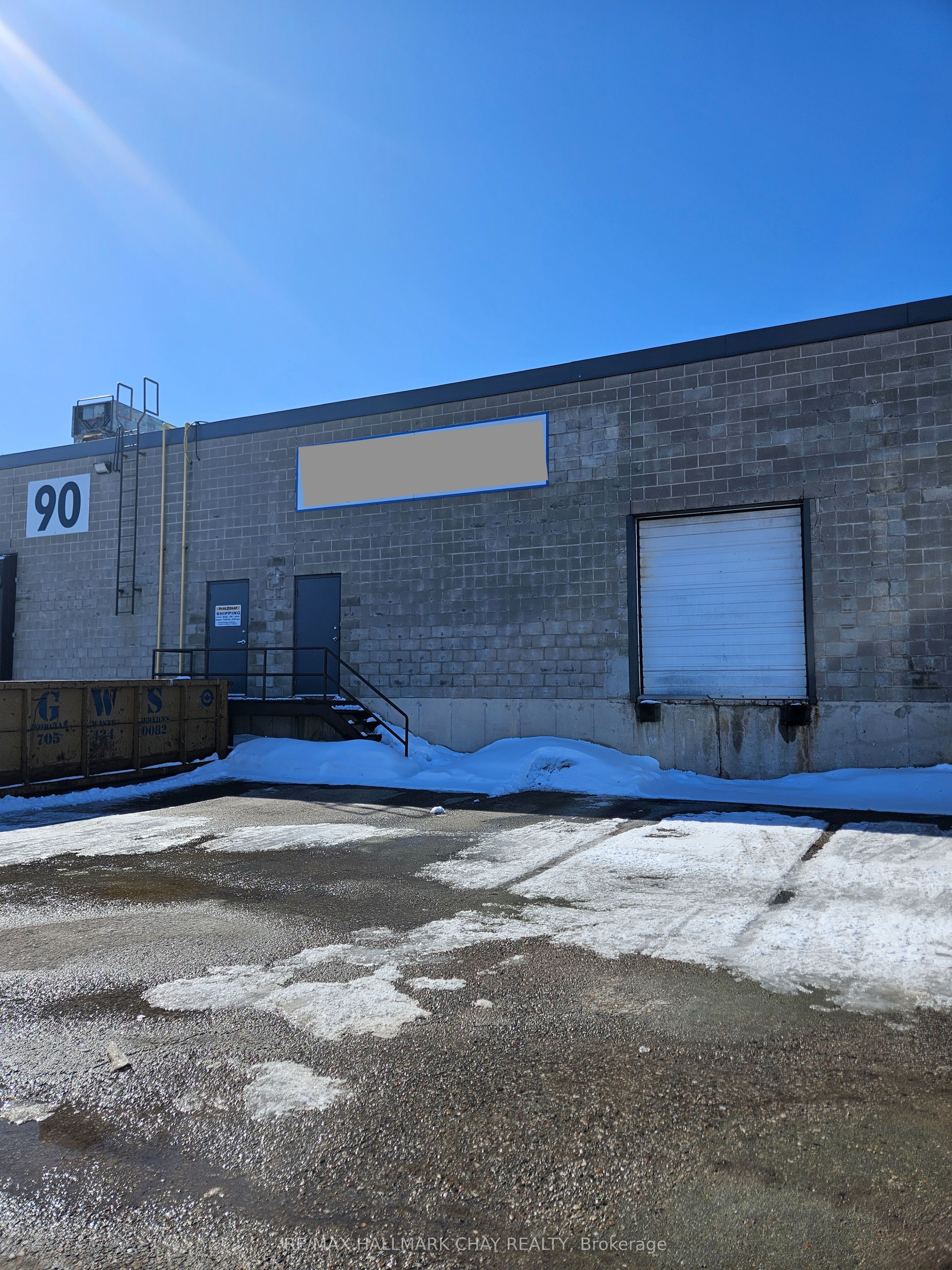 #5 - 90 Saunders Road Property Photo 8