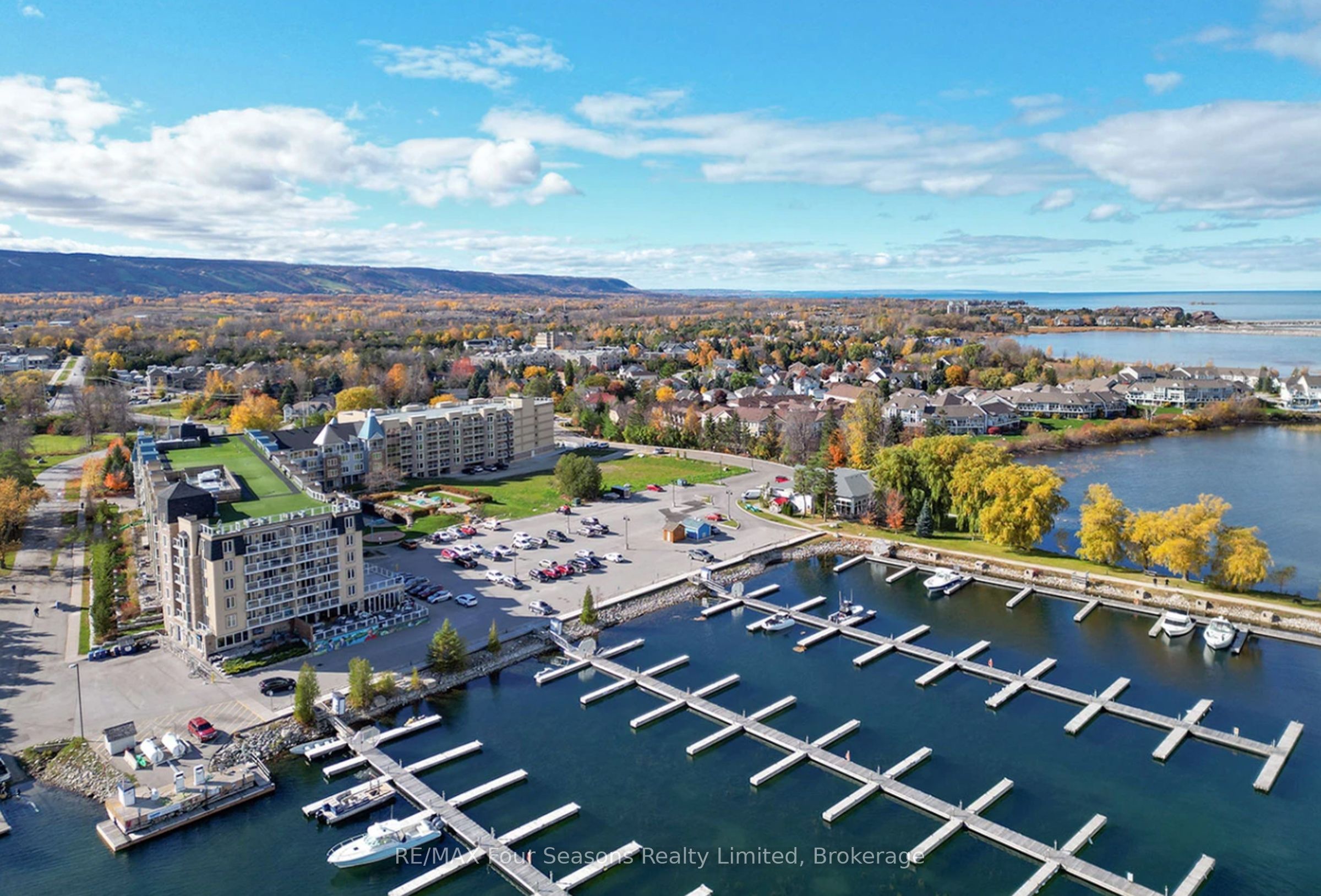 #4407-4409 - 9 Harbour Street Property Photo 1