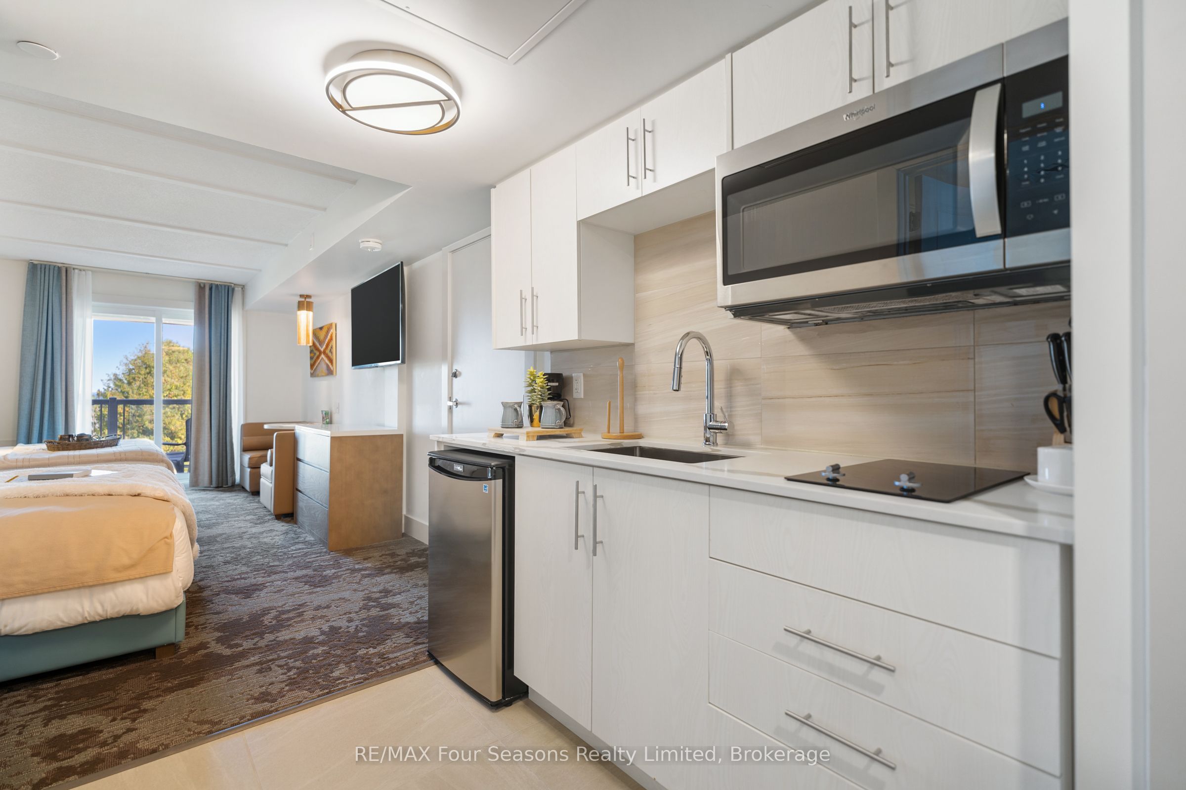 #4407-4409 - 9 Harbour Street Property Photo 16