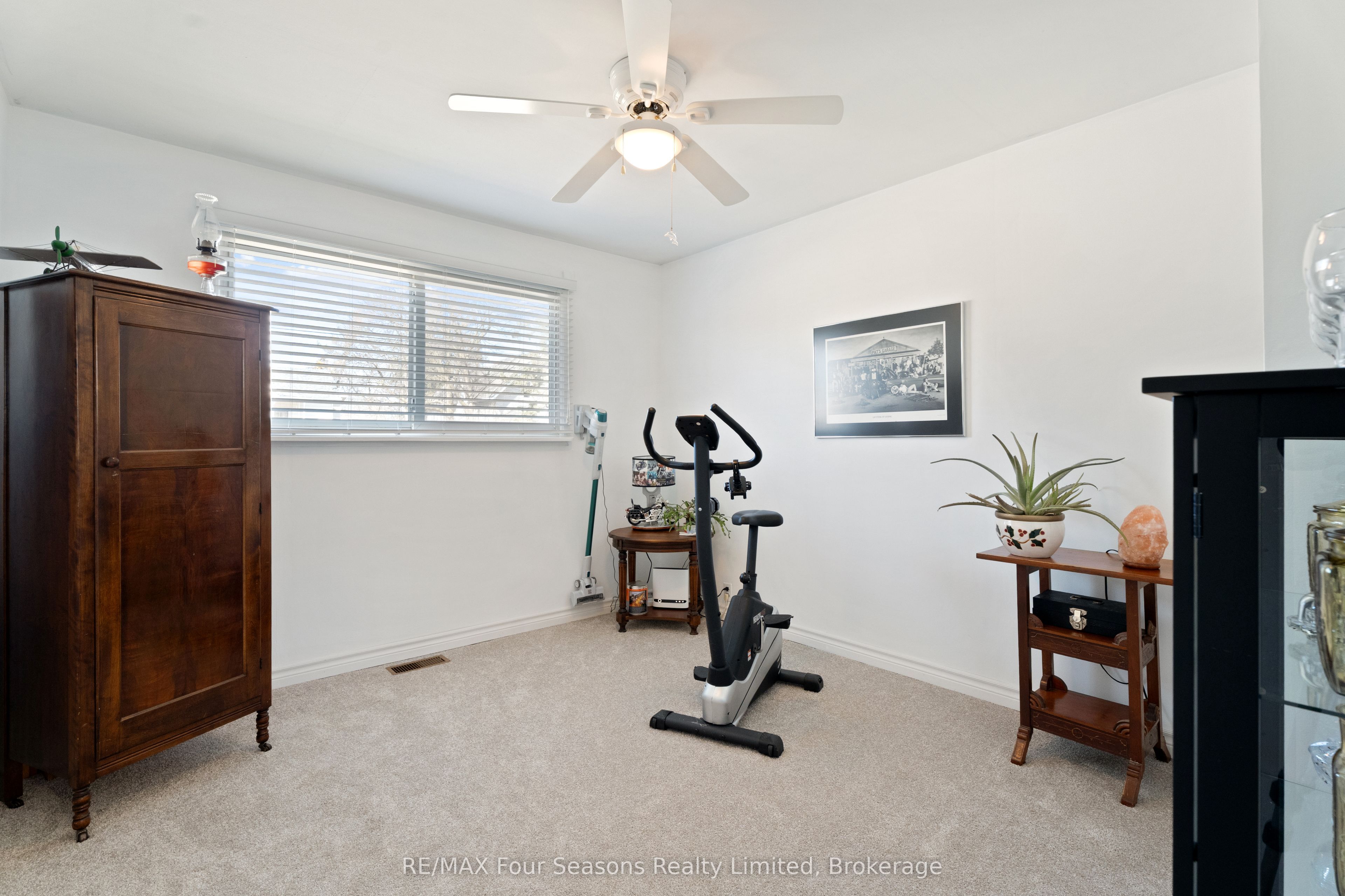 46 Erie Street Property Photo 10