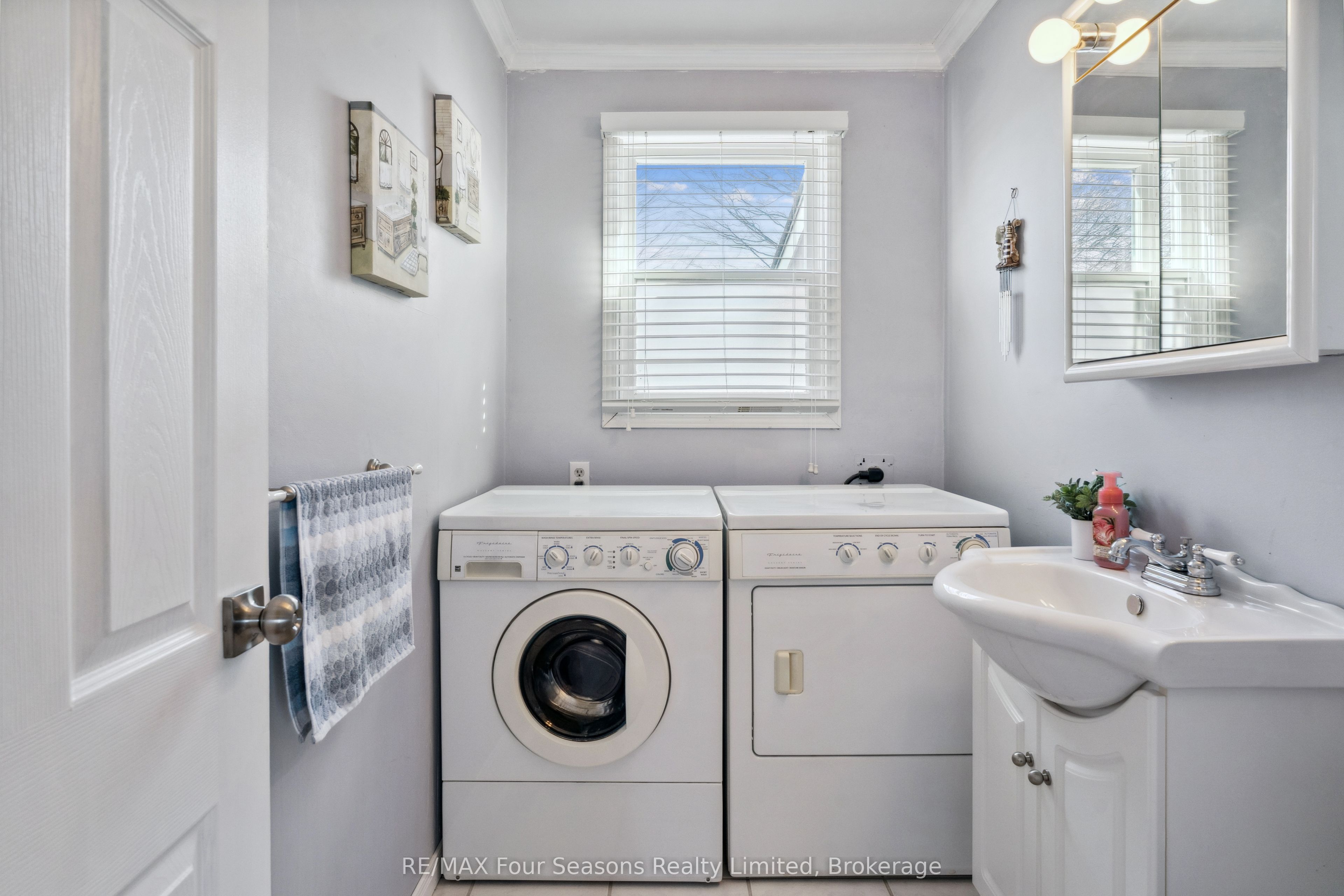 46 Erie Street Property Photo 12