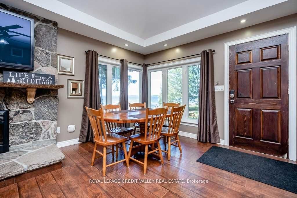 230 Robins Point Road Property Photo 12