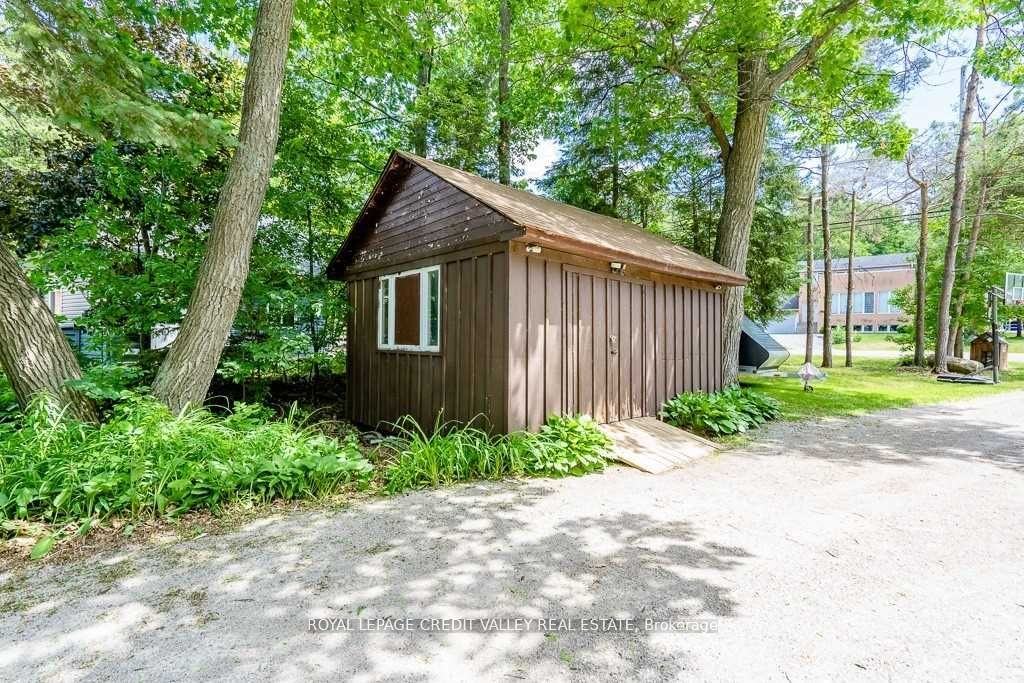230 Robins Point Road Property Photo 20