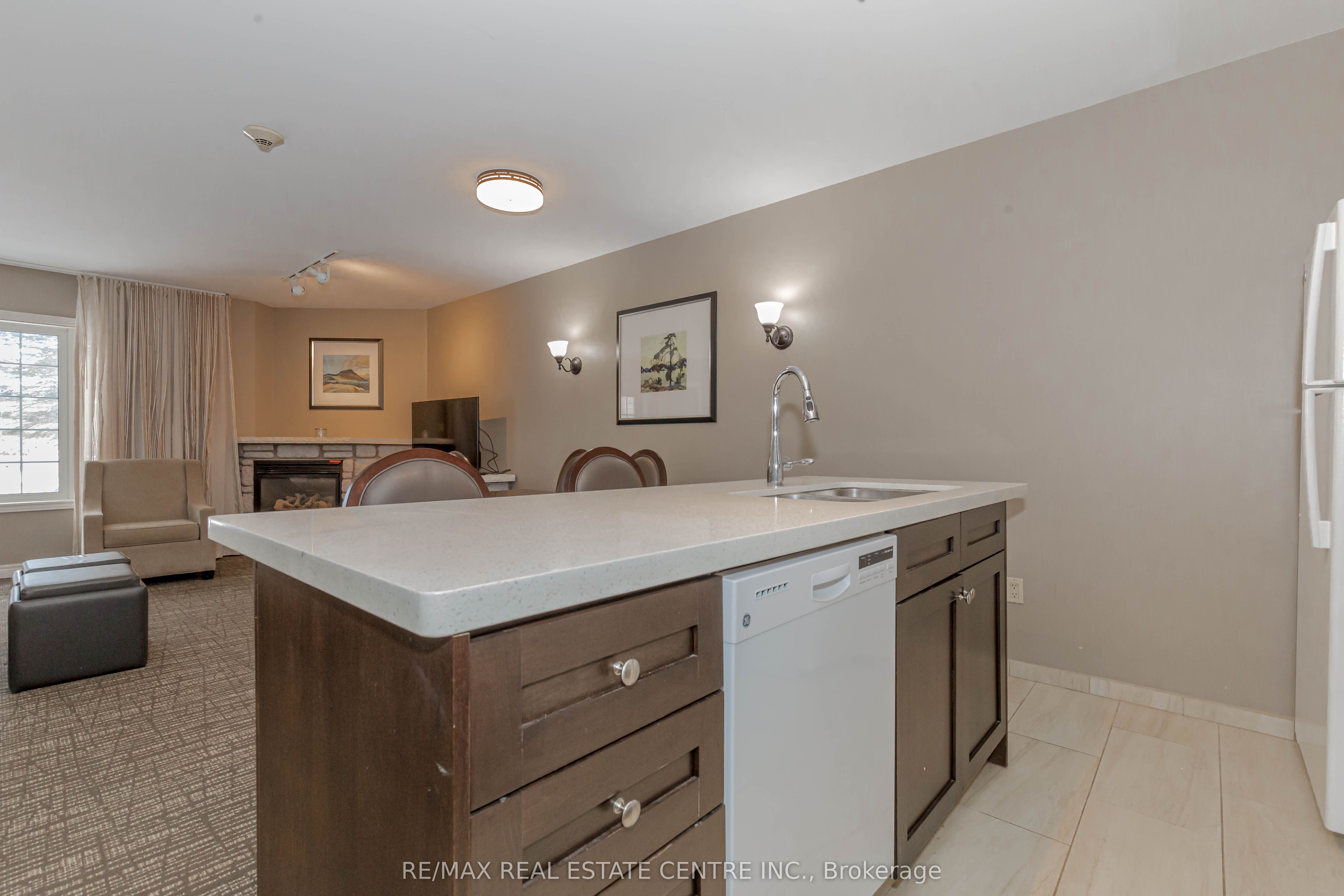 90 Highland Drive 2021 Property Photo 6