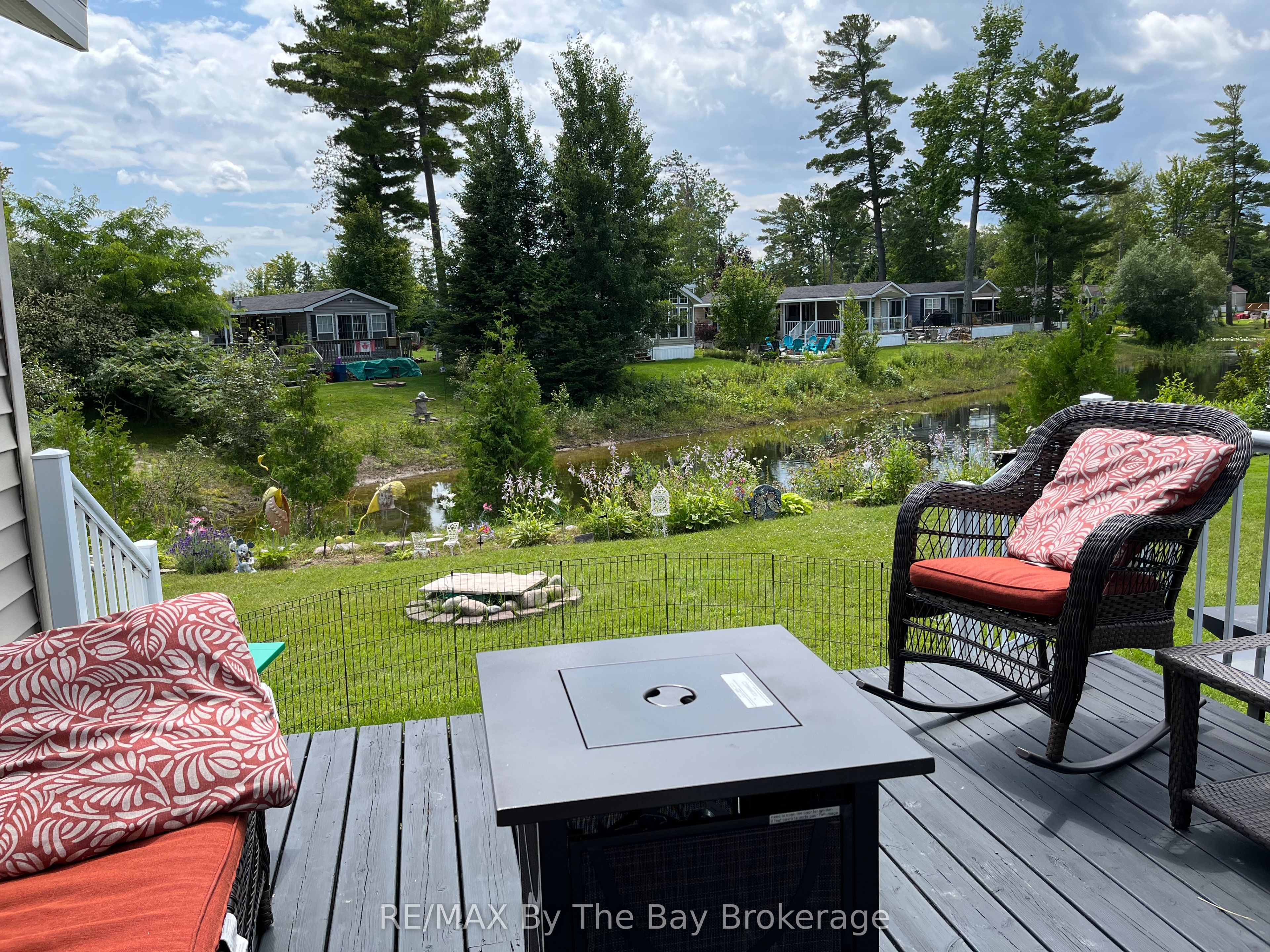 15 Kenora Trail Property Photo 15