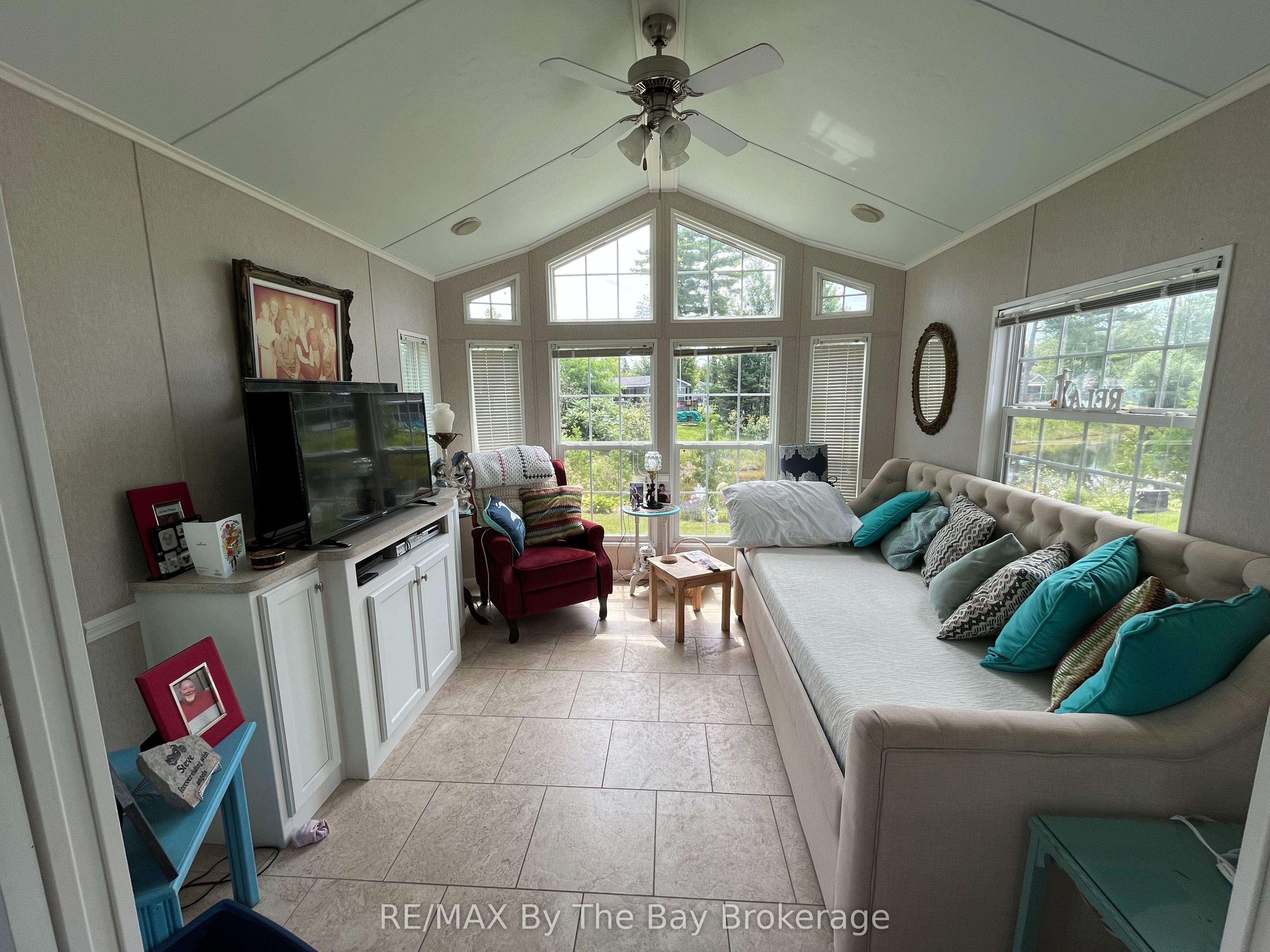 15 Kenora Trail Property Photo 19
