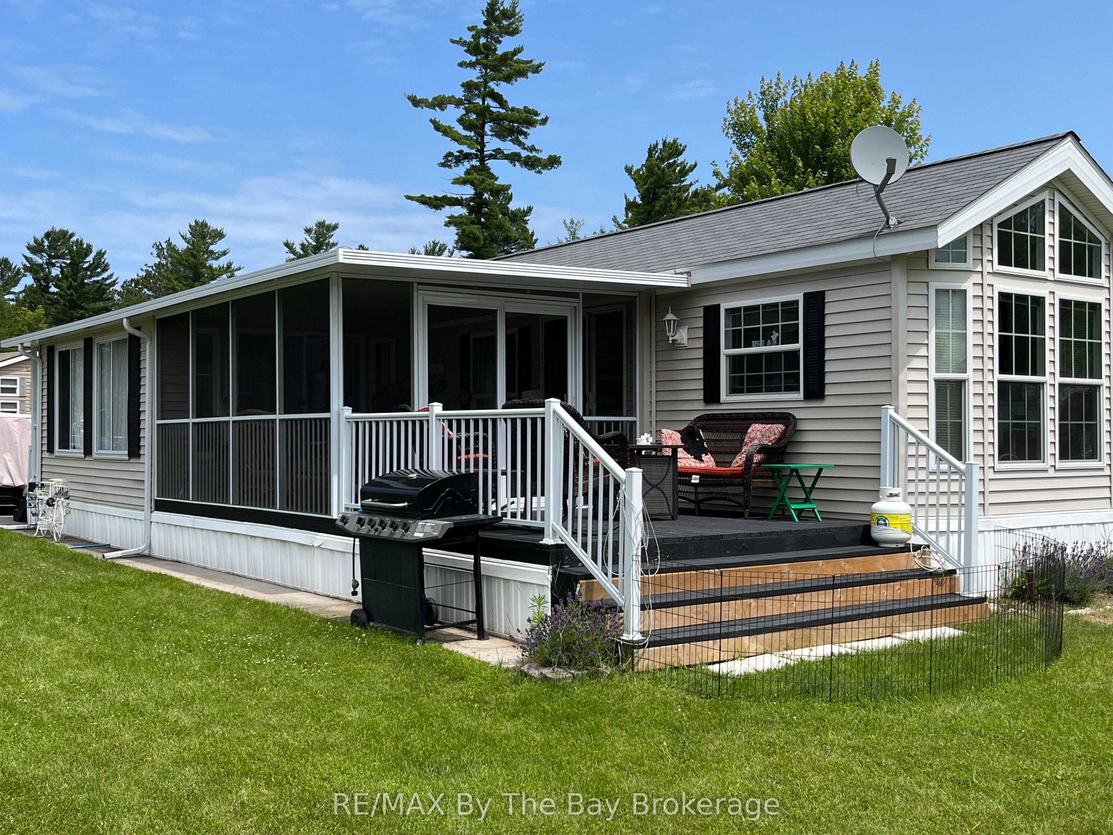 15 Kenora Trail Property Photo 20