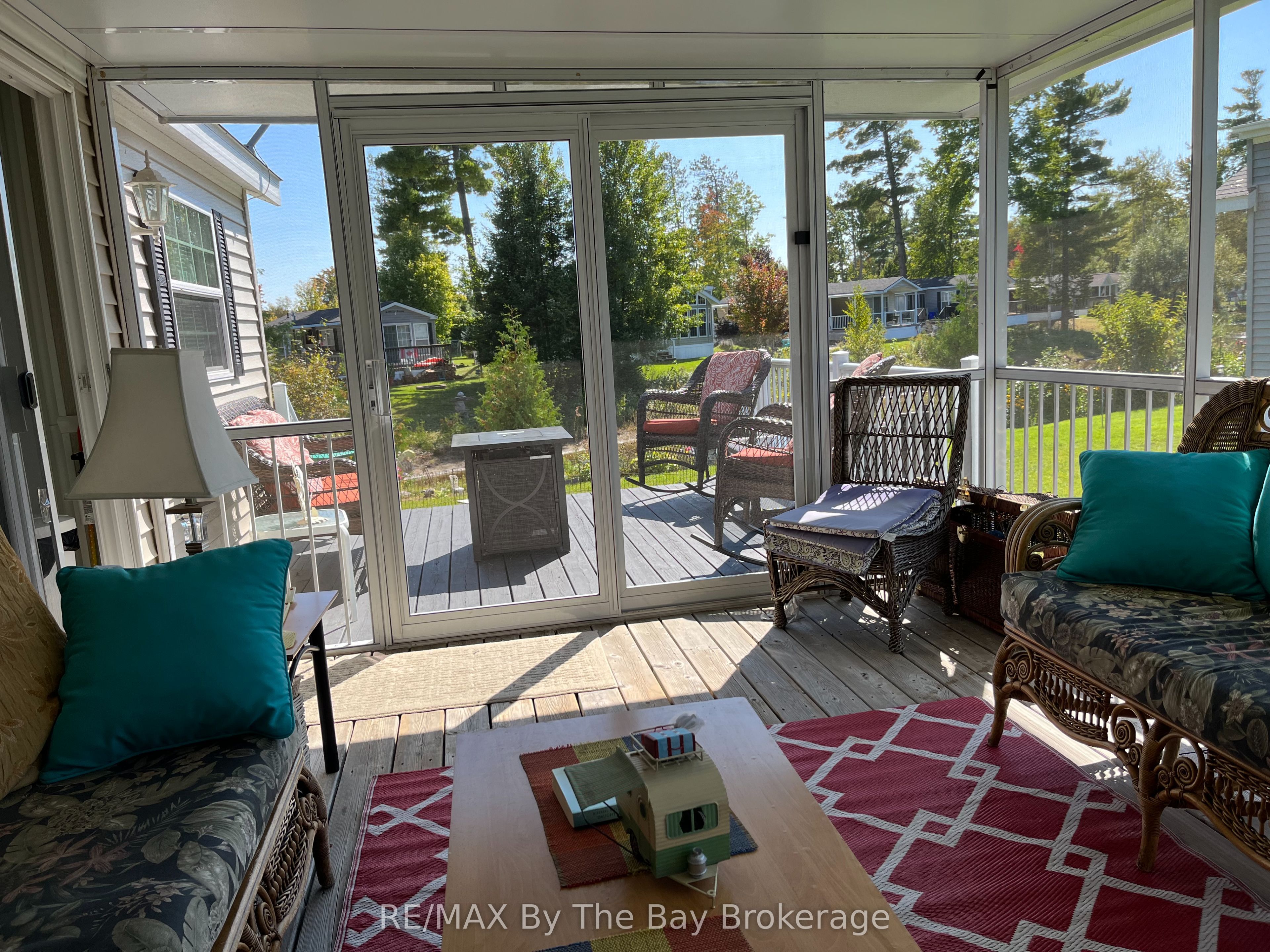 15 Kenora Trail Property Photo 28