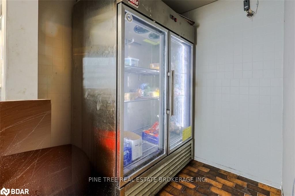 598 Atherley Road Property Photo 16