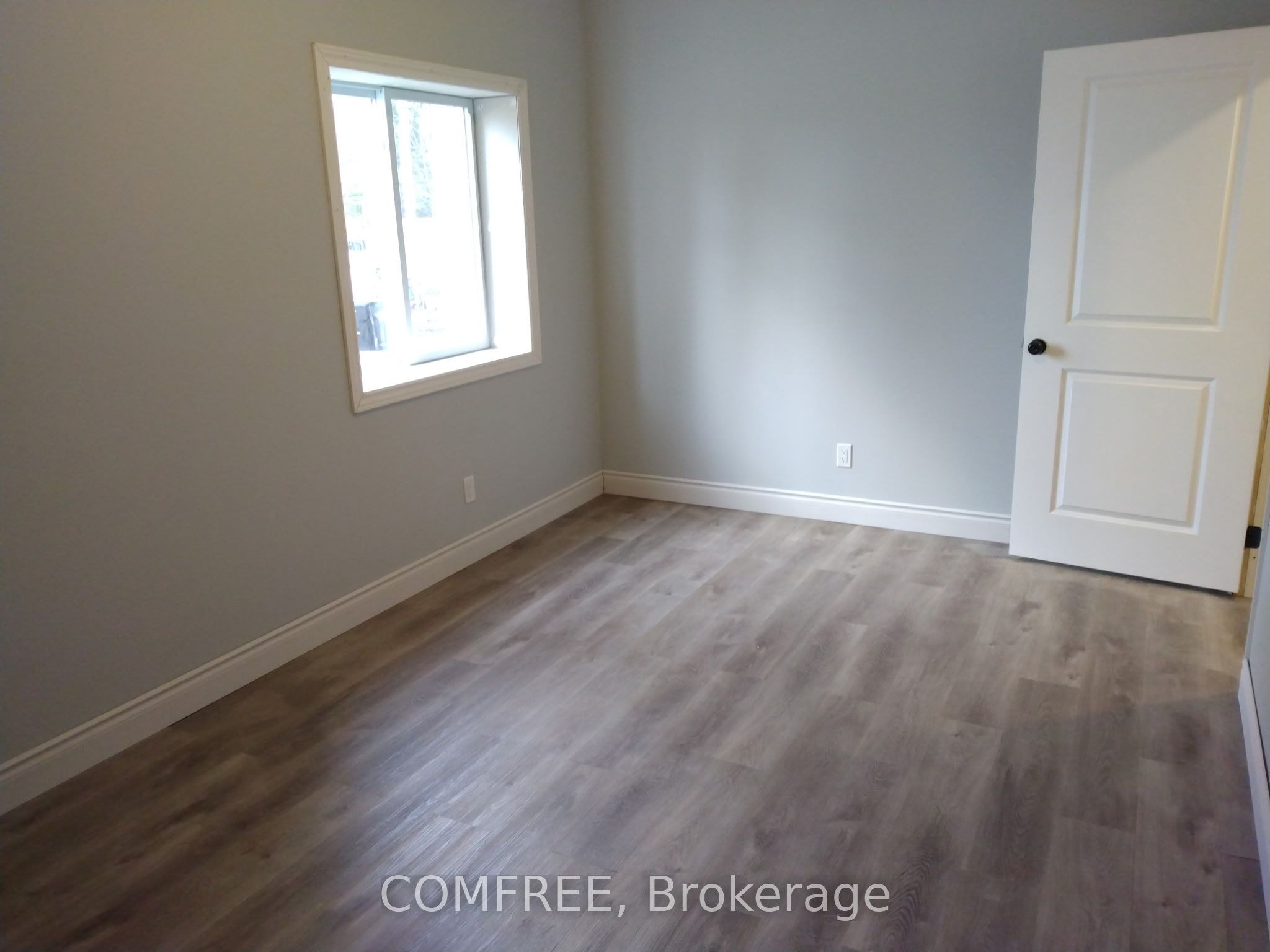 7177 Beach Drive Property Photo 8