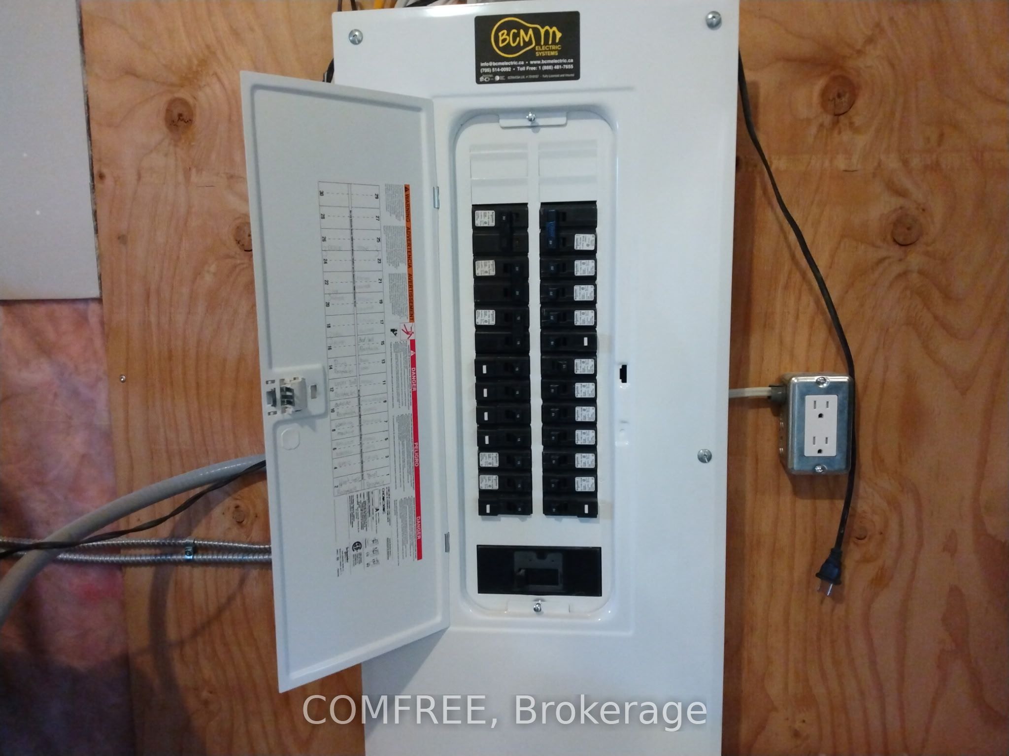 7177 Beach Drive Property Photo 11