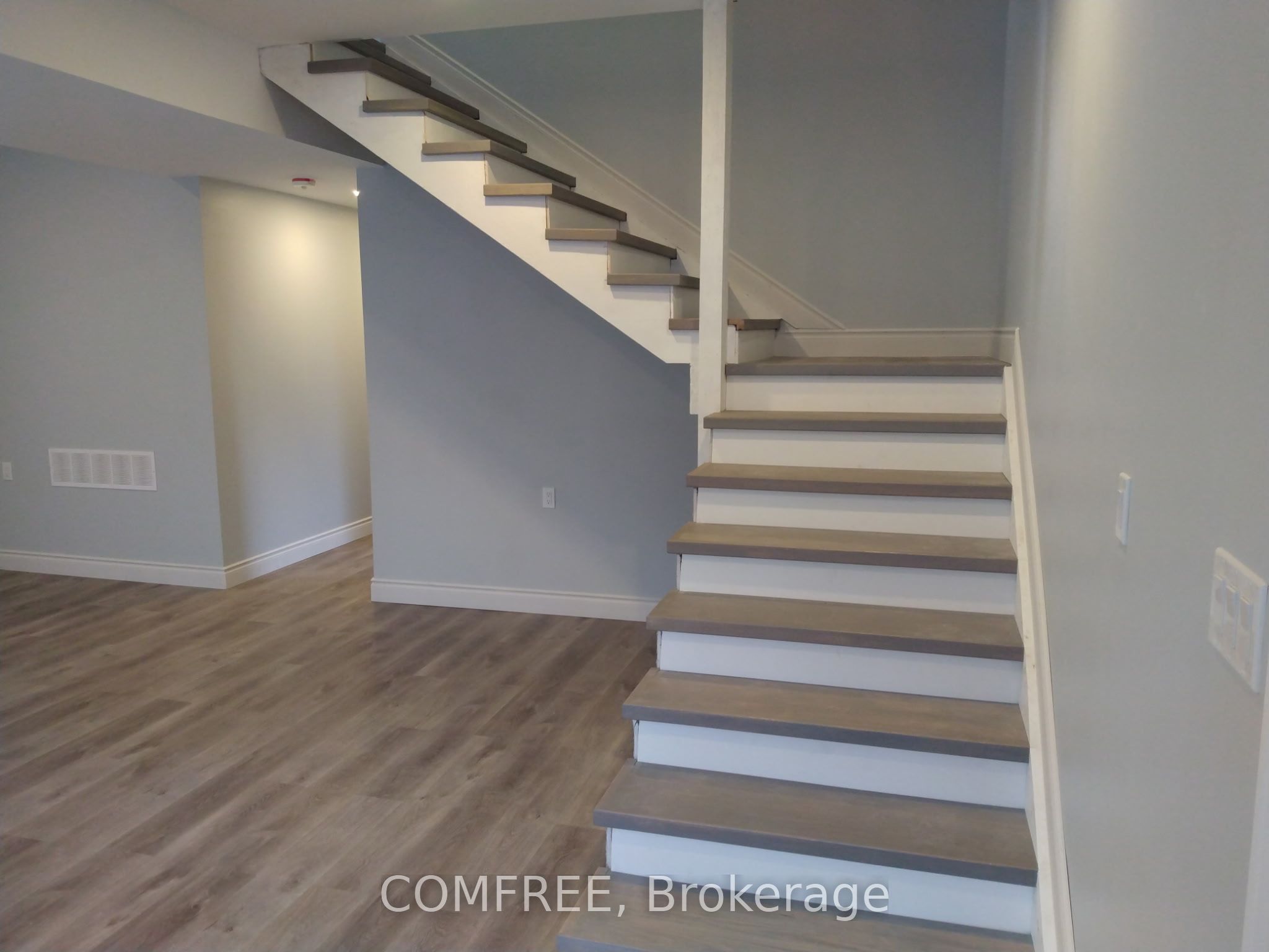 7177 Beach Drive Property Photo 13