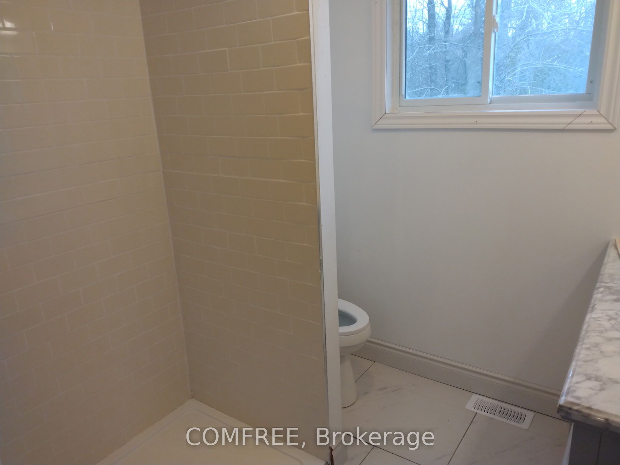 7177 Beach Drive Property Photo 14
