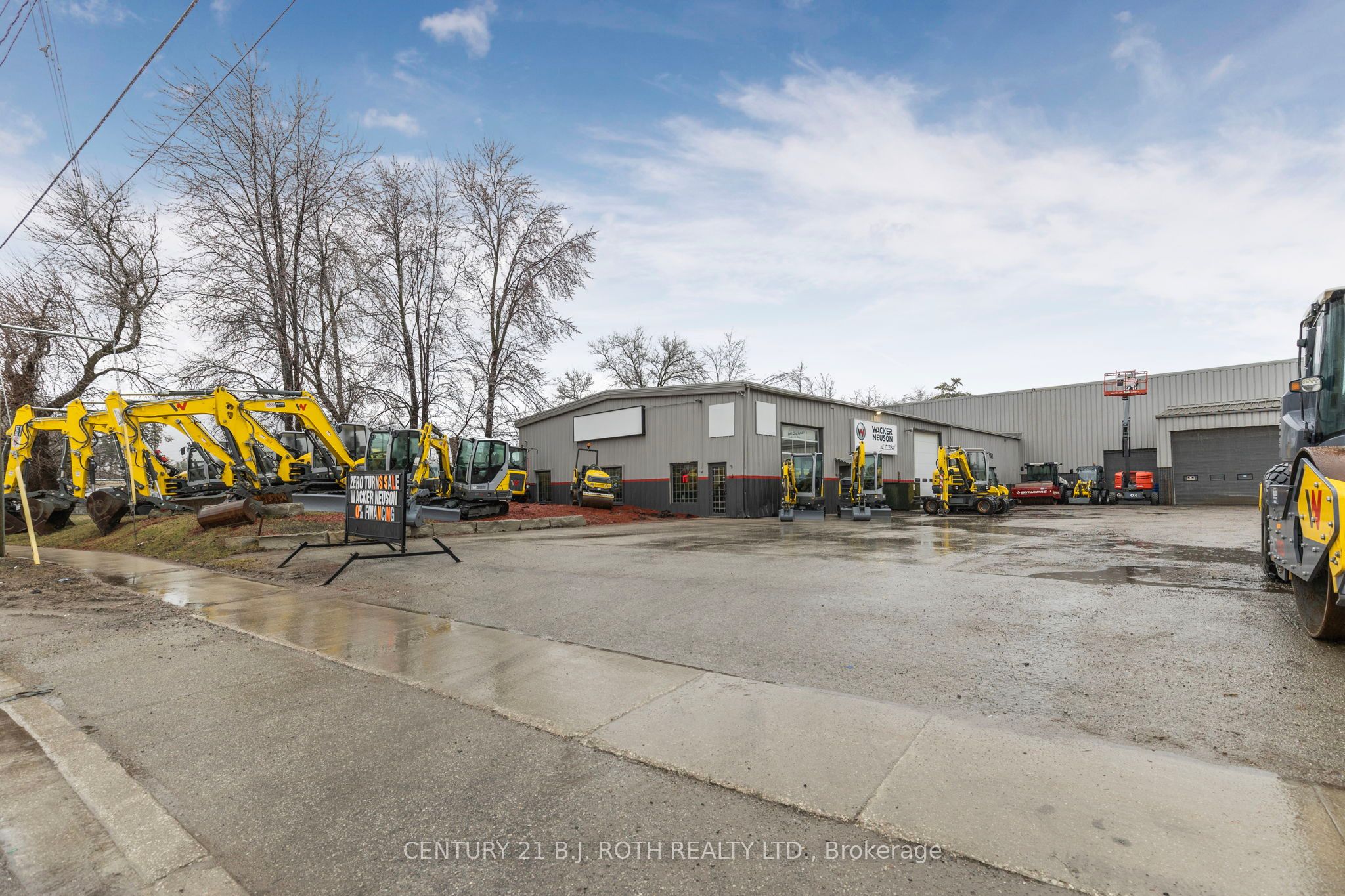9 Ferndale Drive Property Photo 2