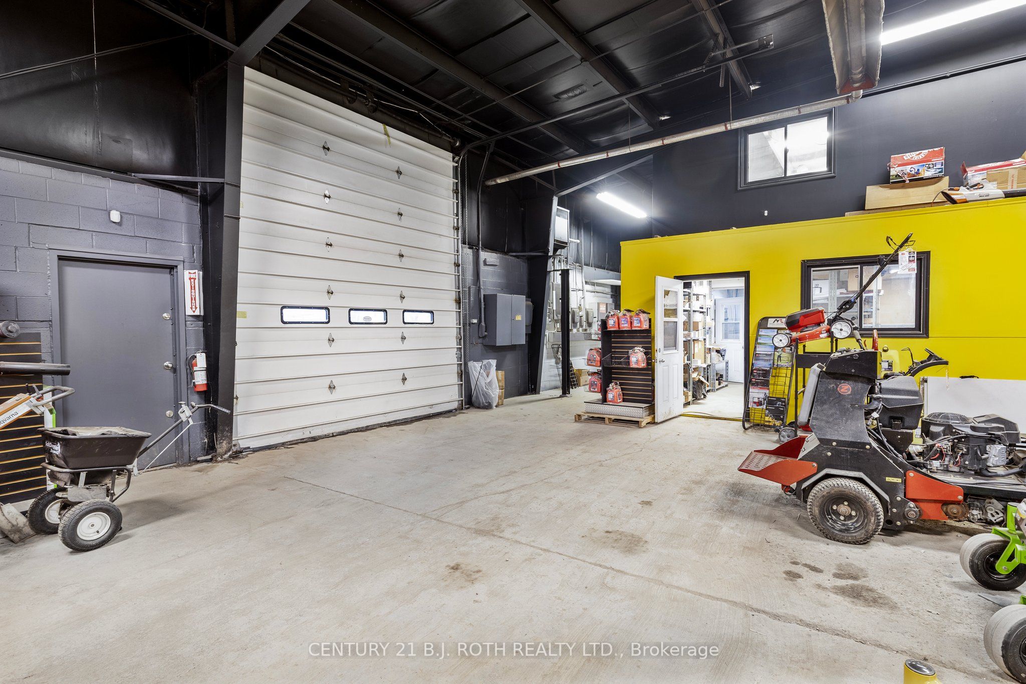 9 Ferndale Drive Property Photo 22