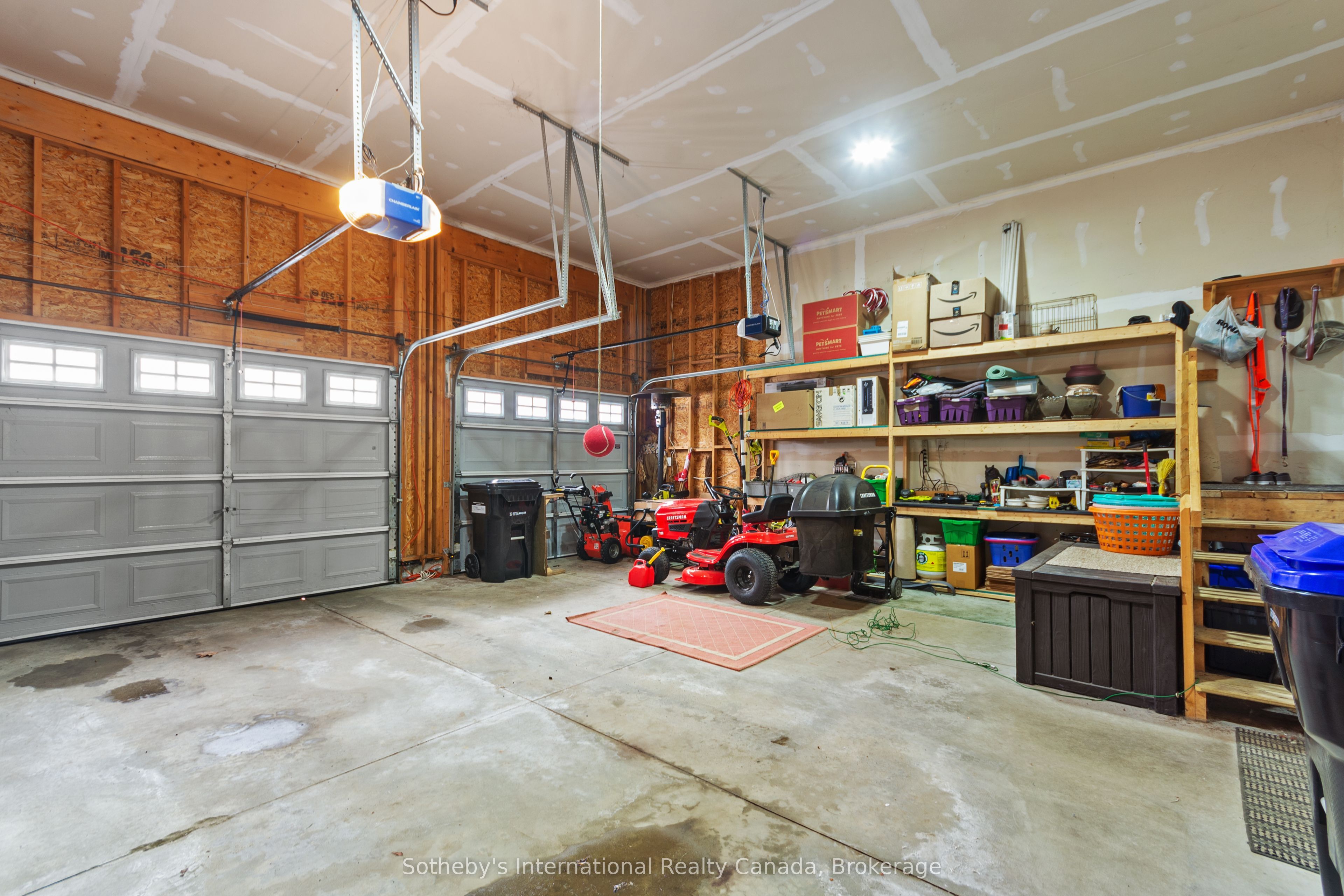 156 Moreau Parkway Property Photo 28
