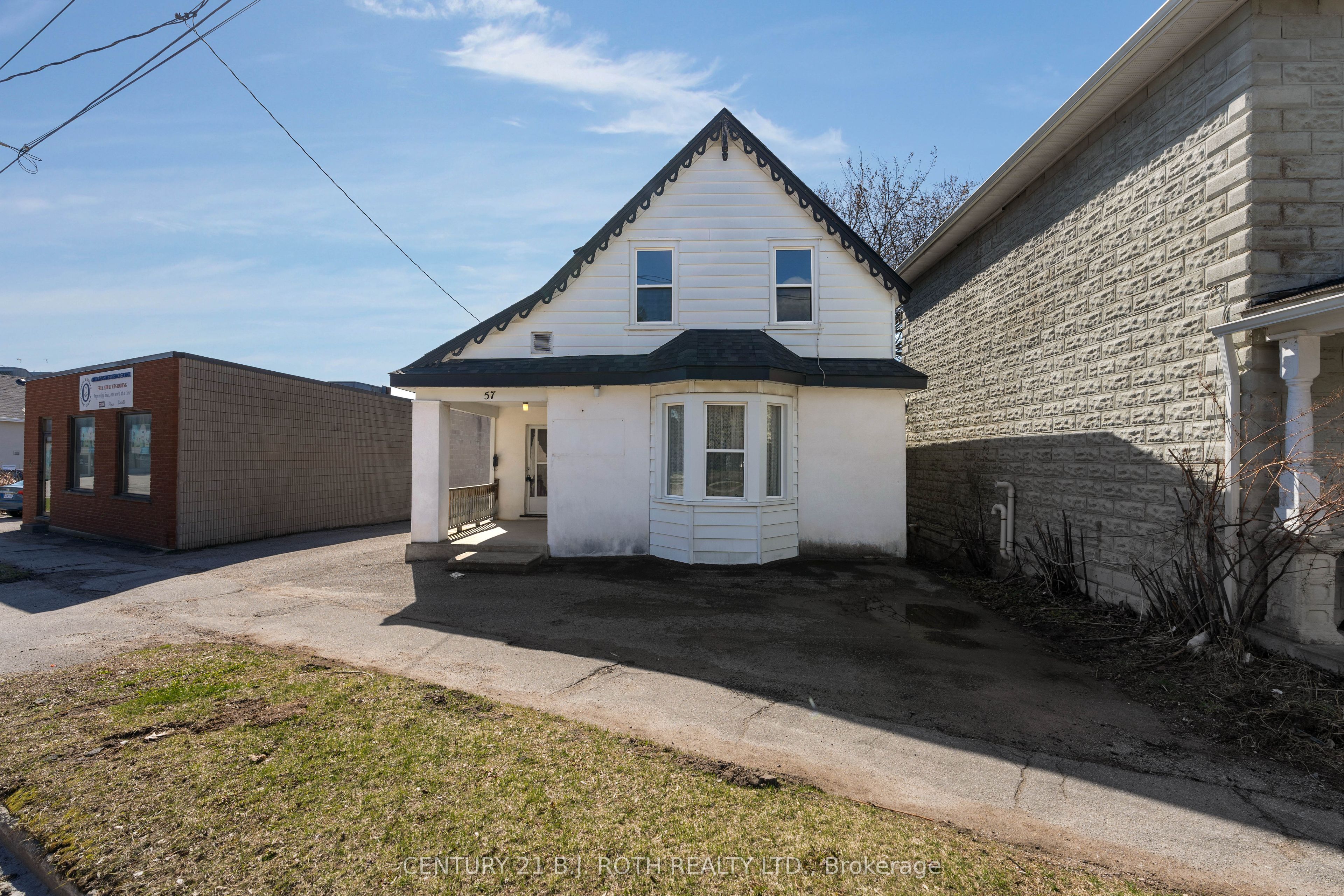 57 Nottawasaga Street Property Photo 5