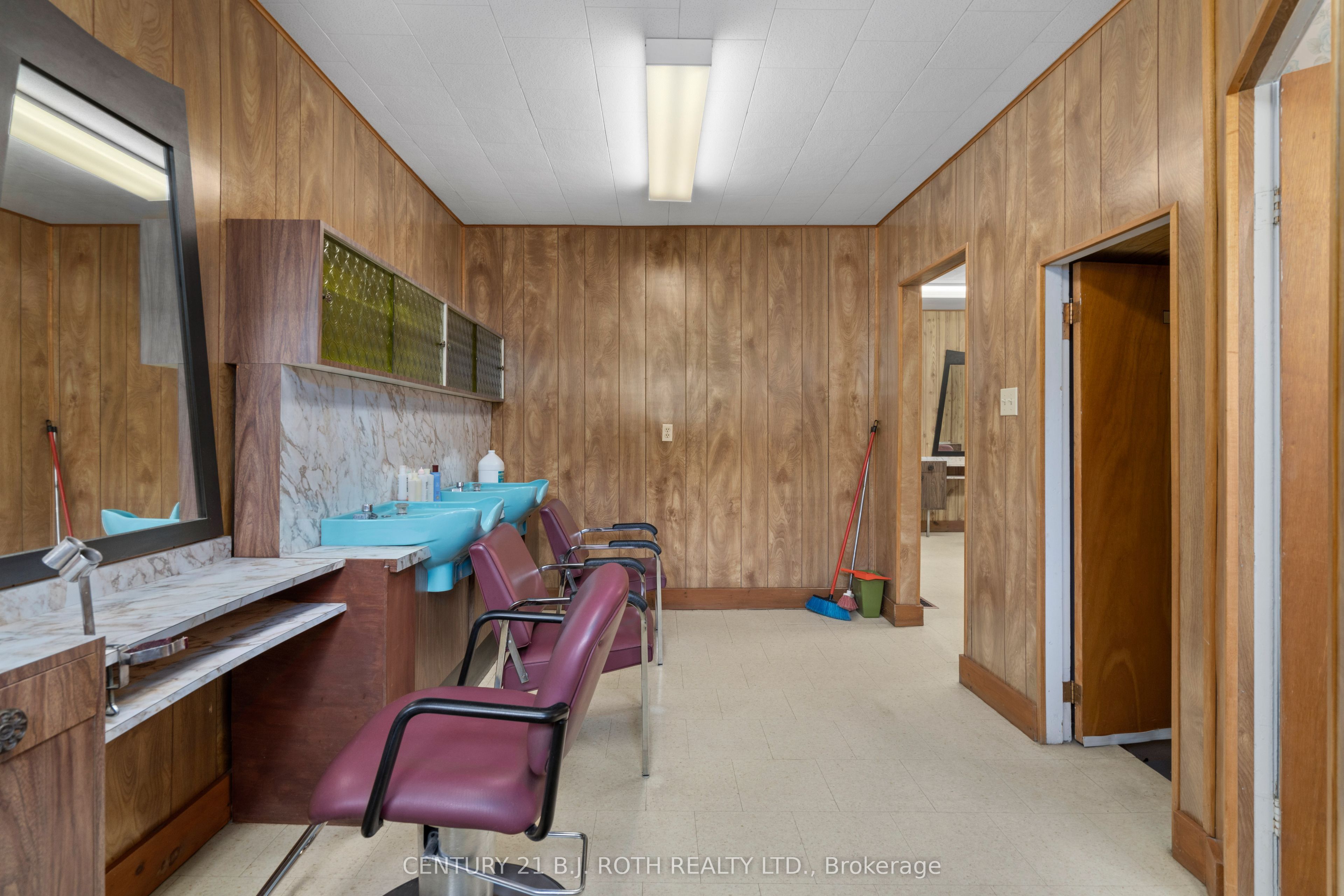 57 Nottawasaga Street Property Photo 13