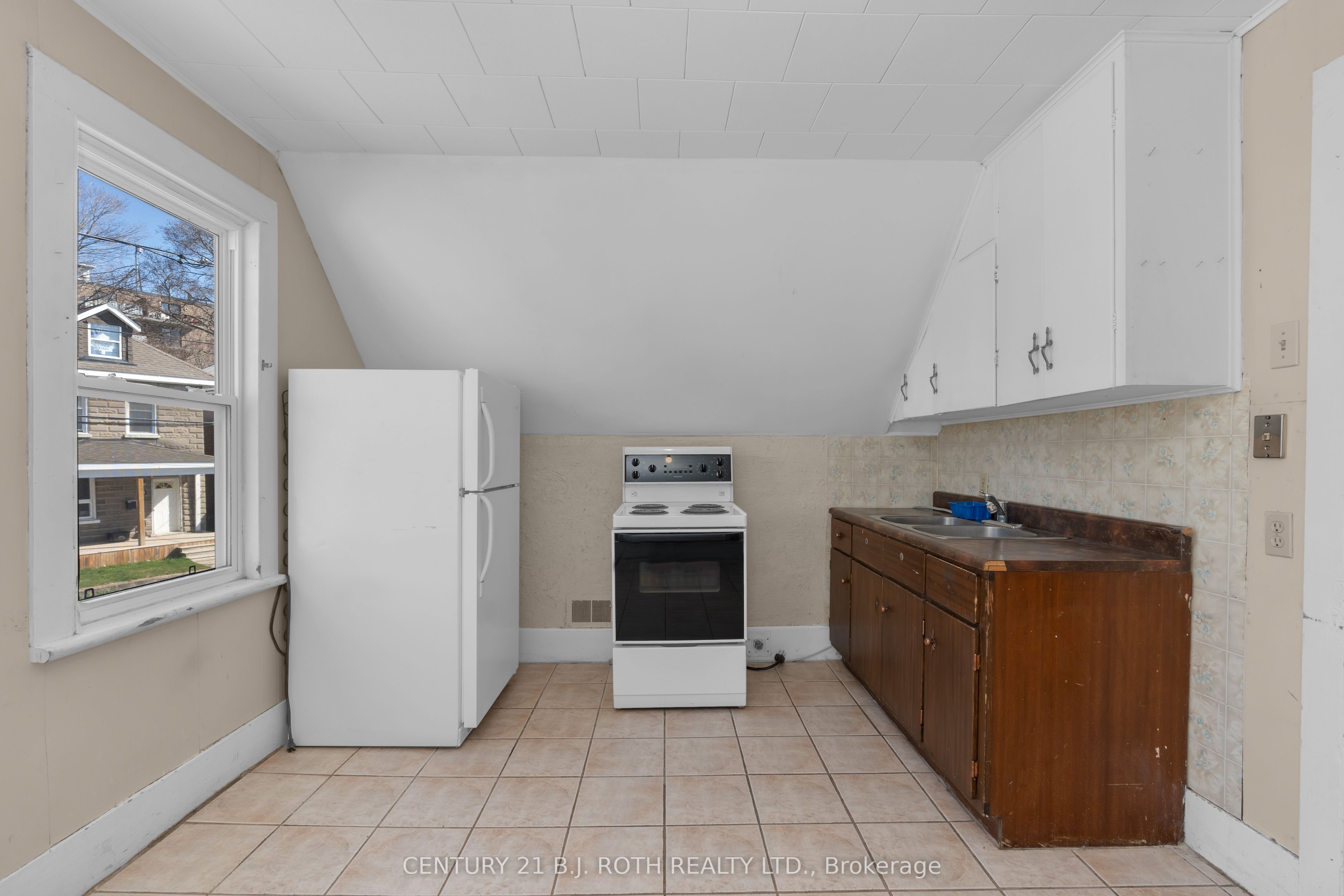 57 Nottawasaga Street Property Photo 31